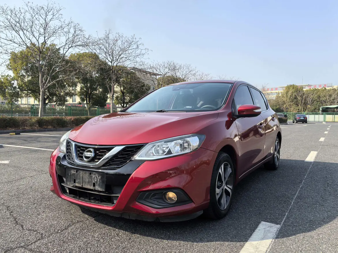 Nissan Tiida  из Китая