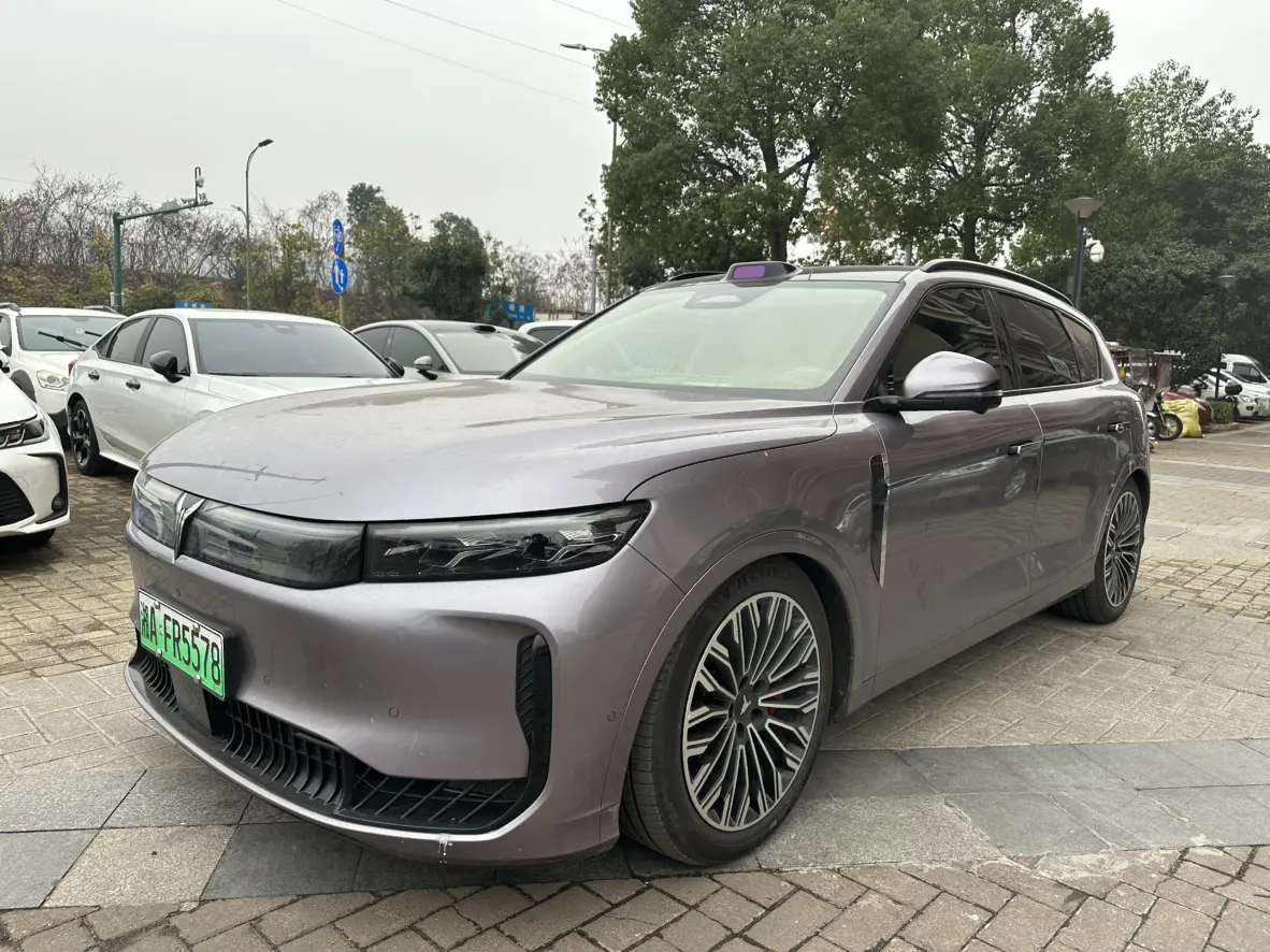 Voyah Lantu FREE  из Китая