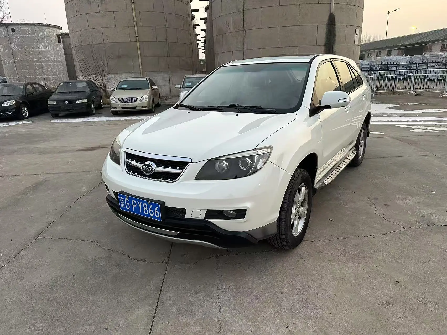 BYD S6  из Китая