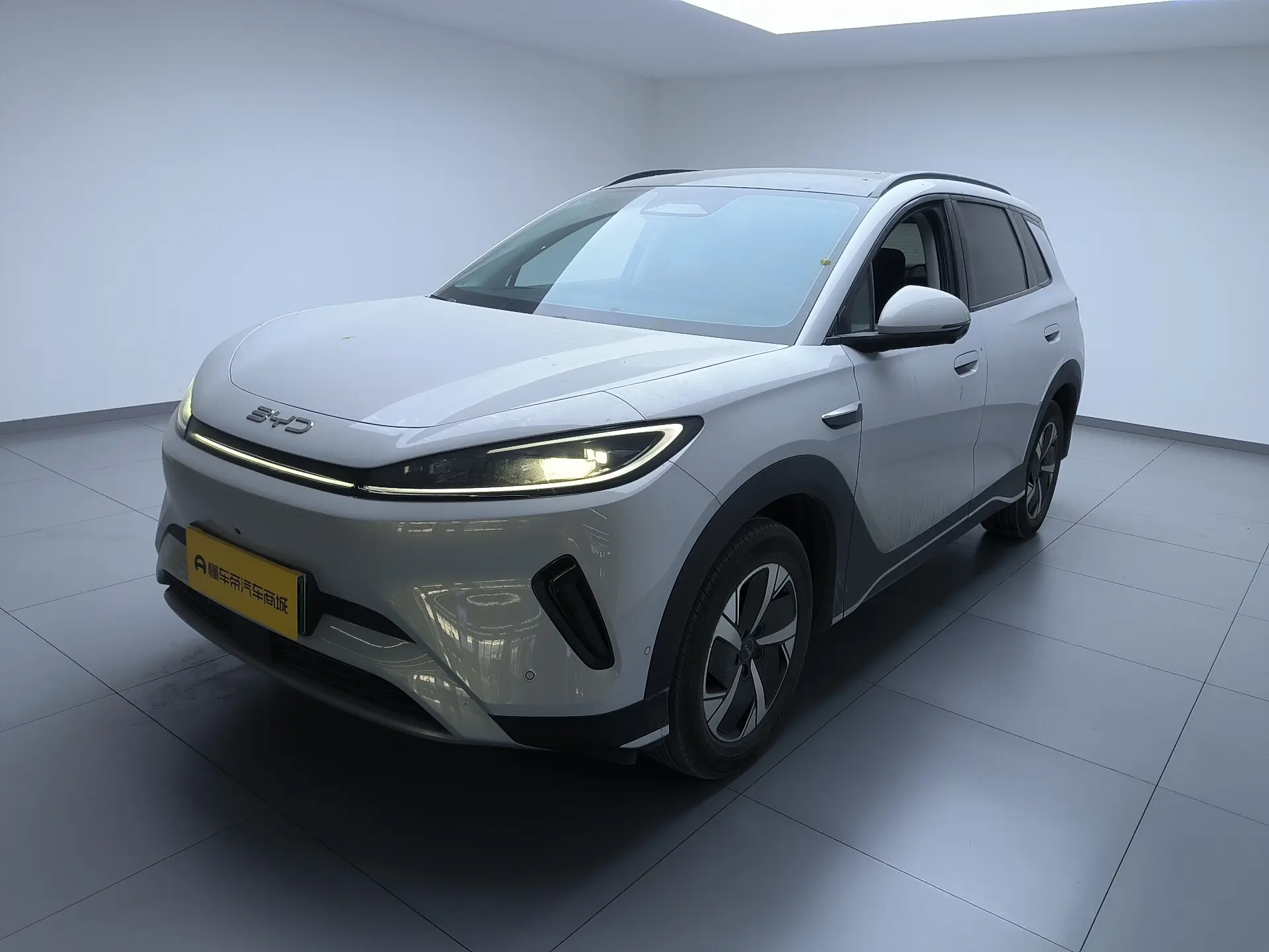 BYD Sea Lion 05EV  из Китая