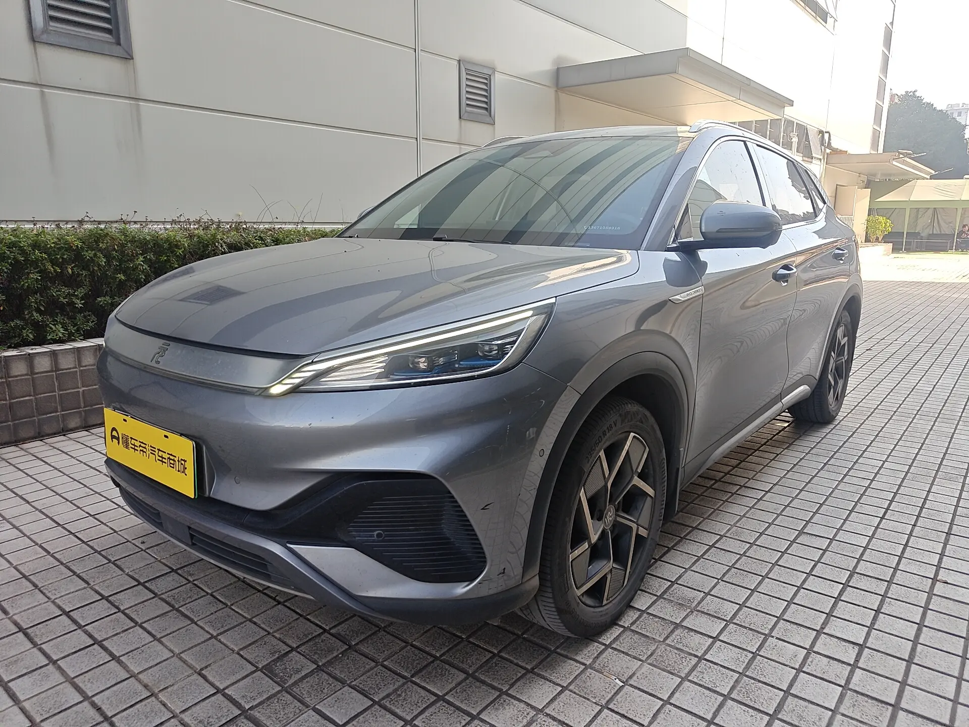 BYD Yuan PLUS  из Китая