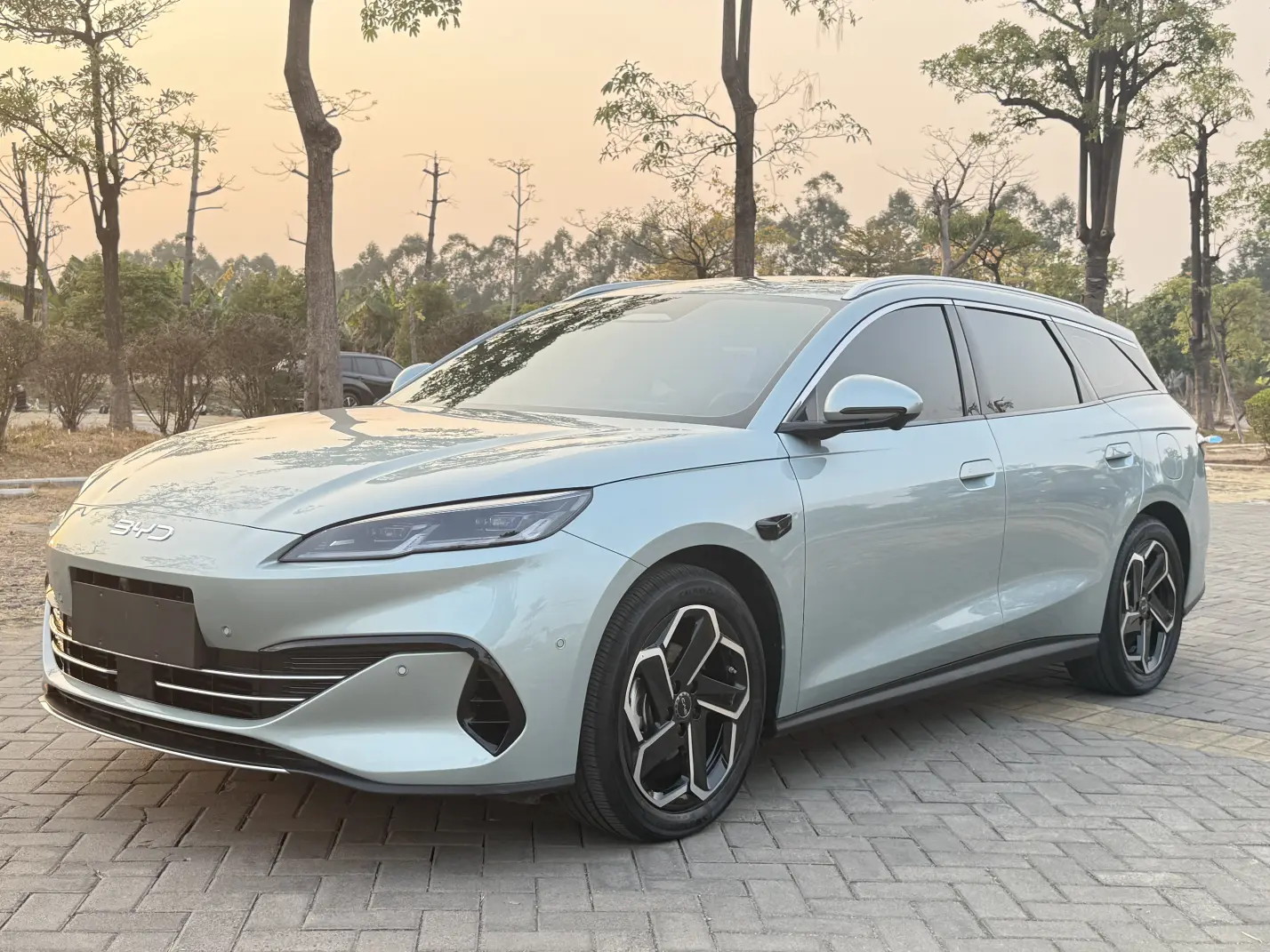 BYD Seal 06DM Travel Edition  из Китая