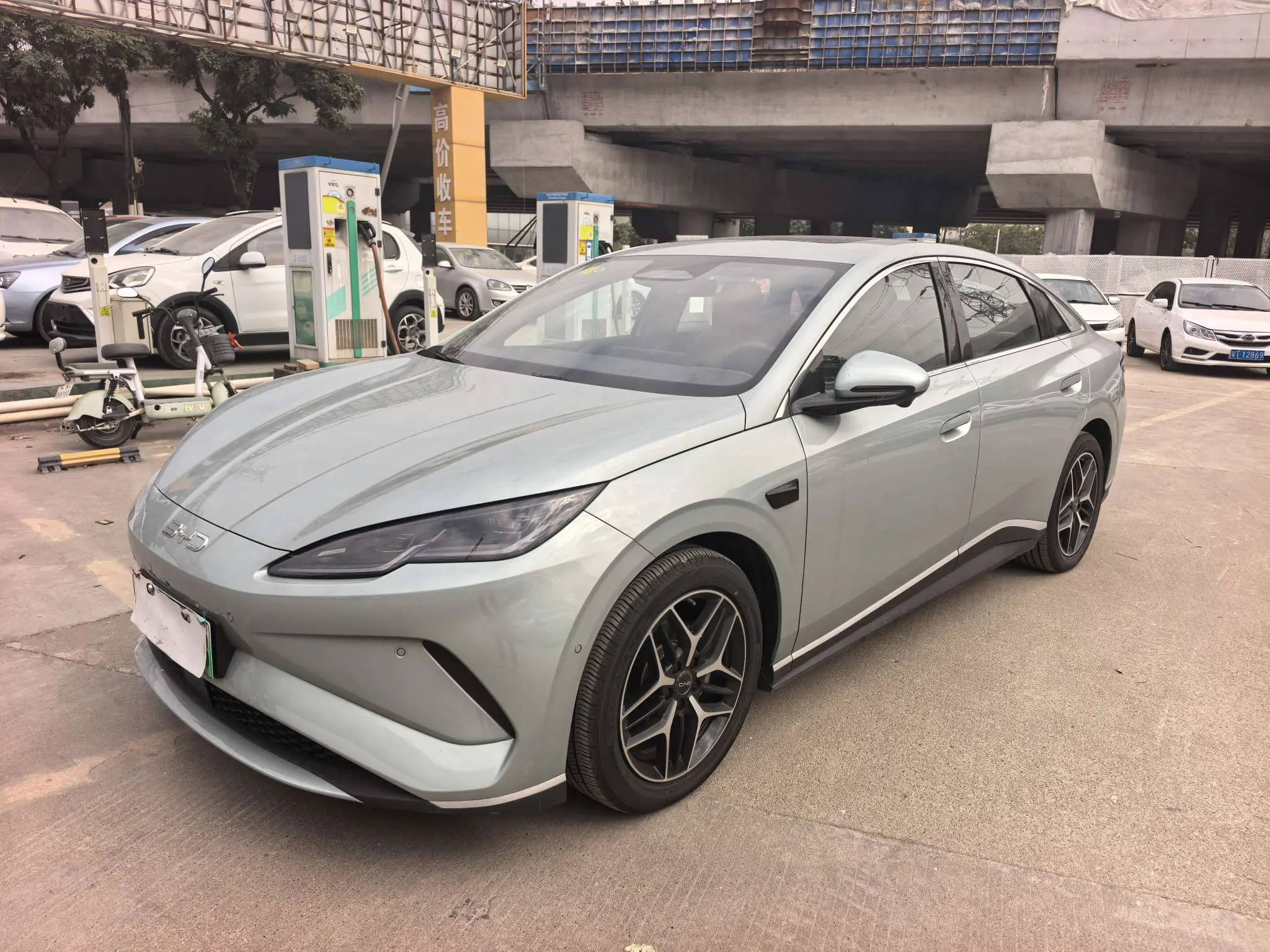 BYD Seal 06EV  из Китая