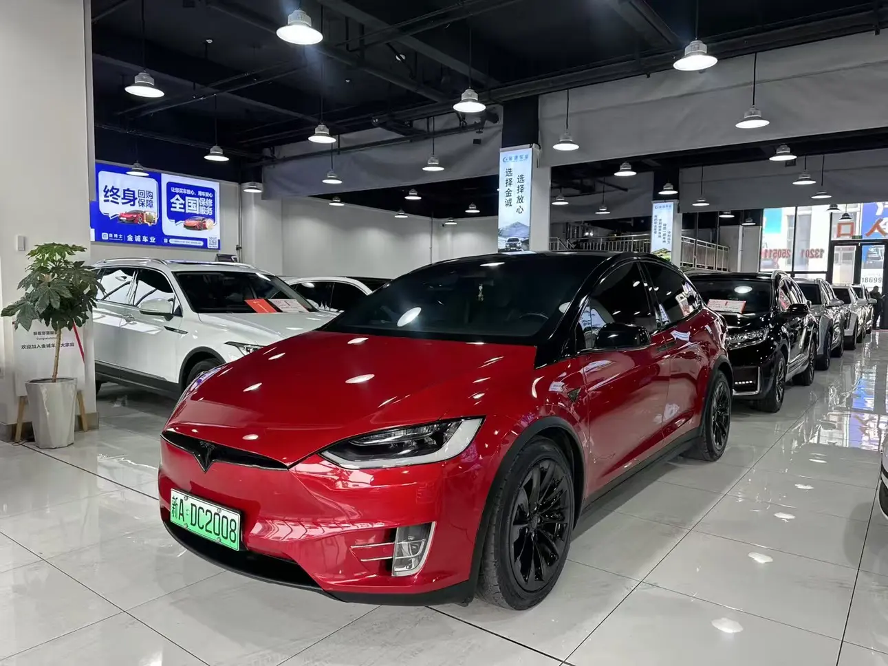 Tesla Model X  из Китая