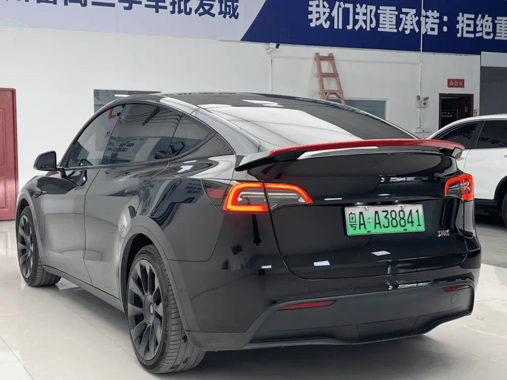 Tesla Model Y  из Китая