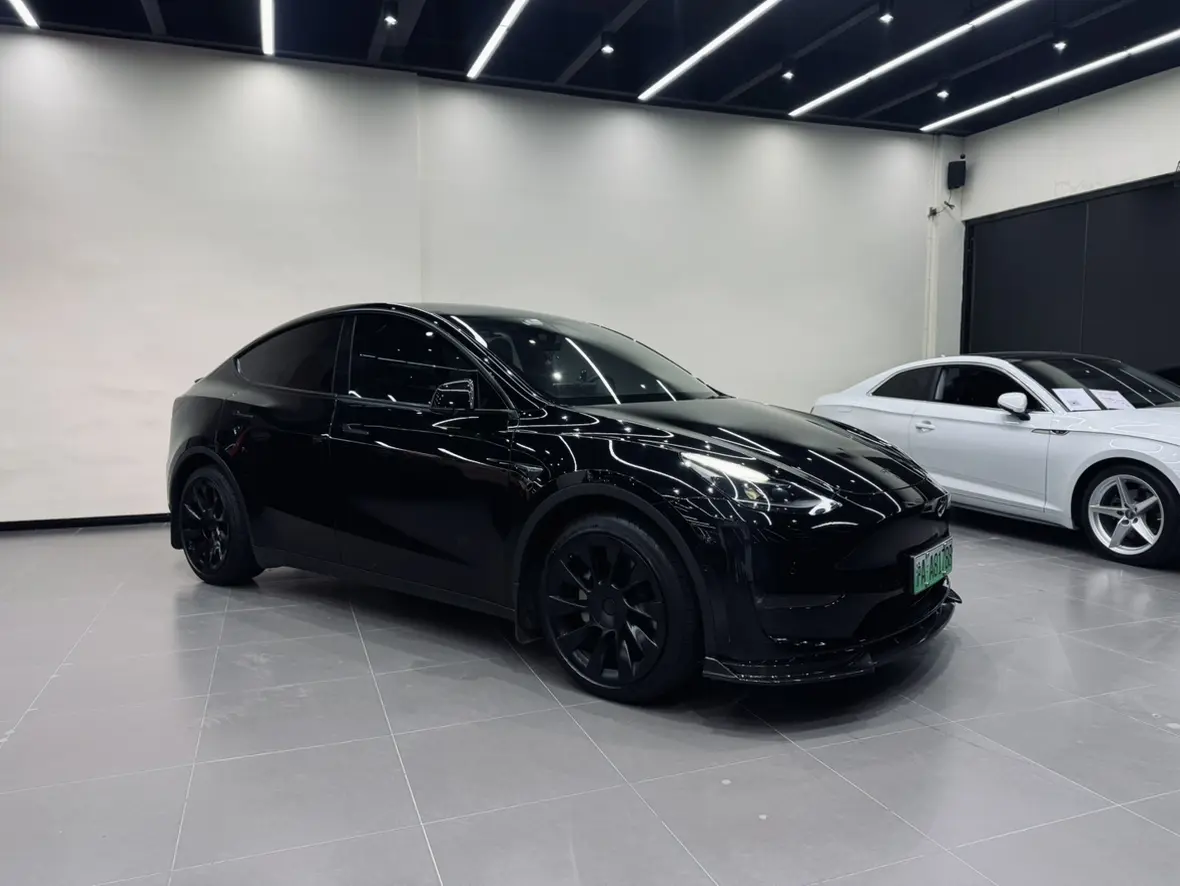 Tesla Model Y  из Китая