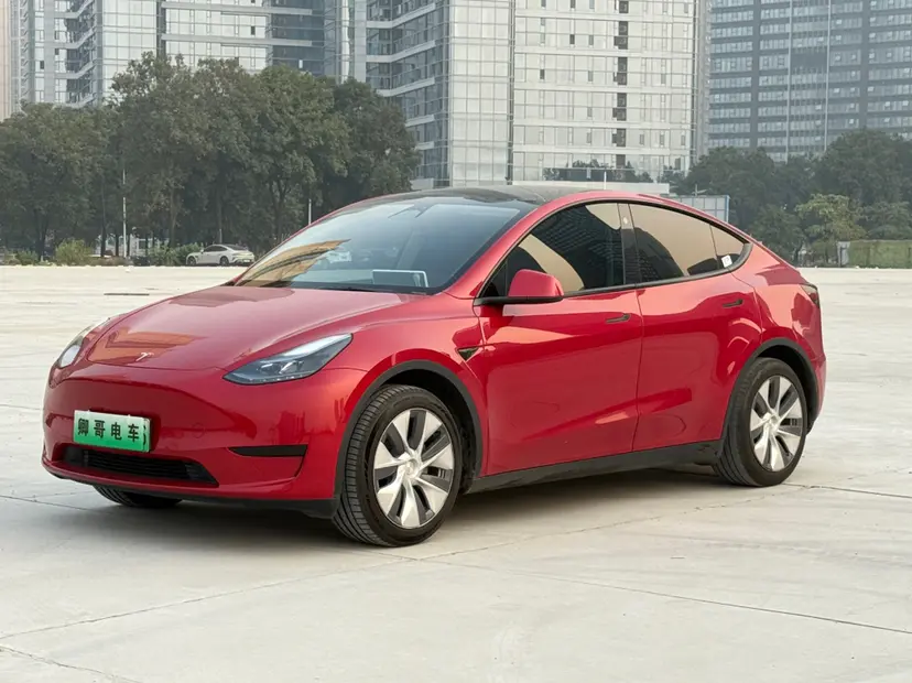 Tesla Model Y  из Китая