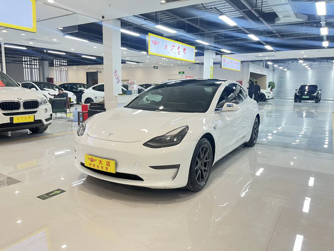 Tesla Model 3  из Китая