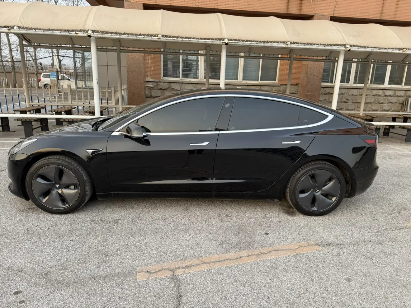Tesla Model 3  из Китая