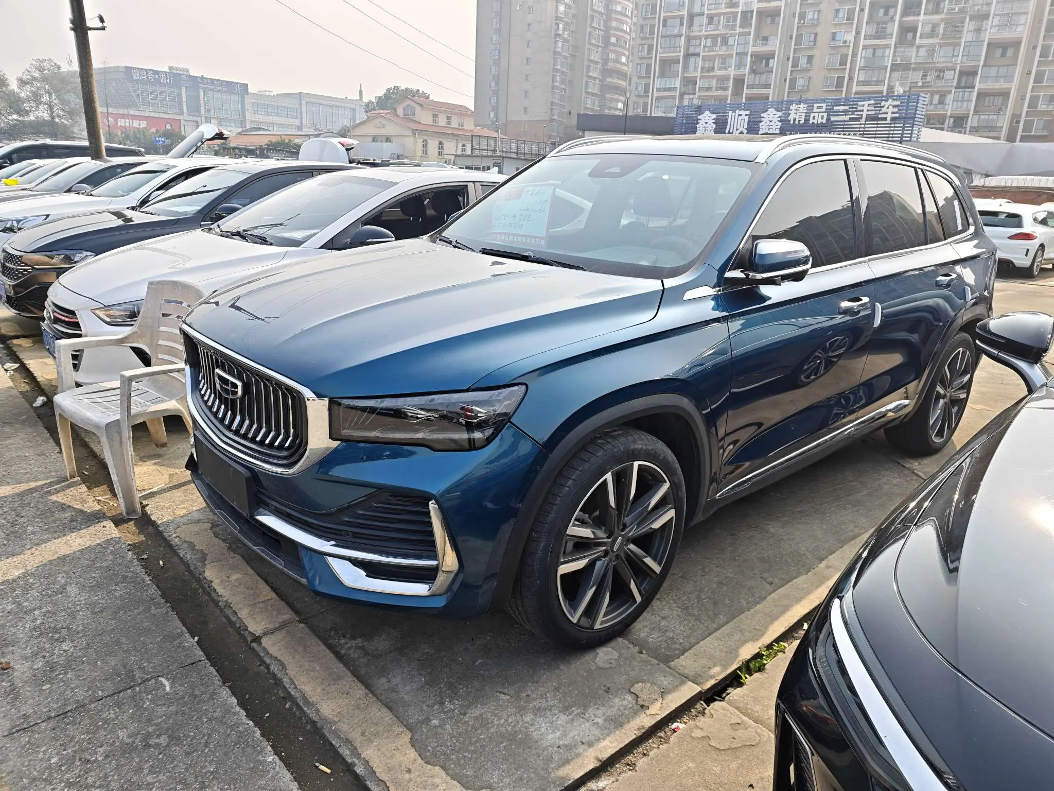 Geely Monjaro (Xingyue L)  из Китая