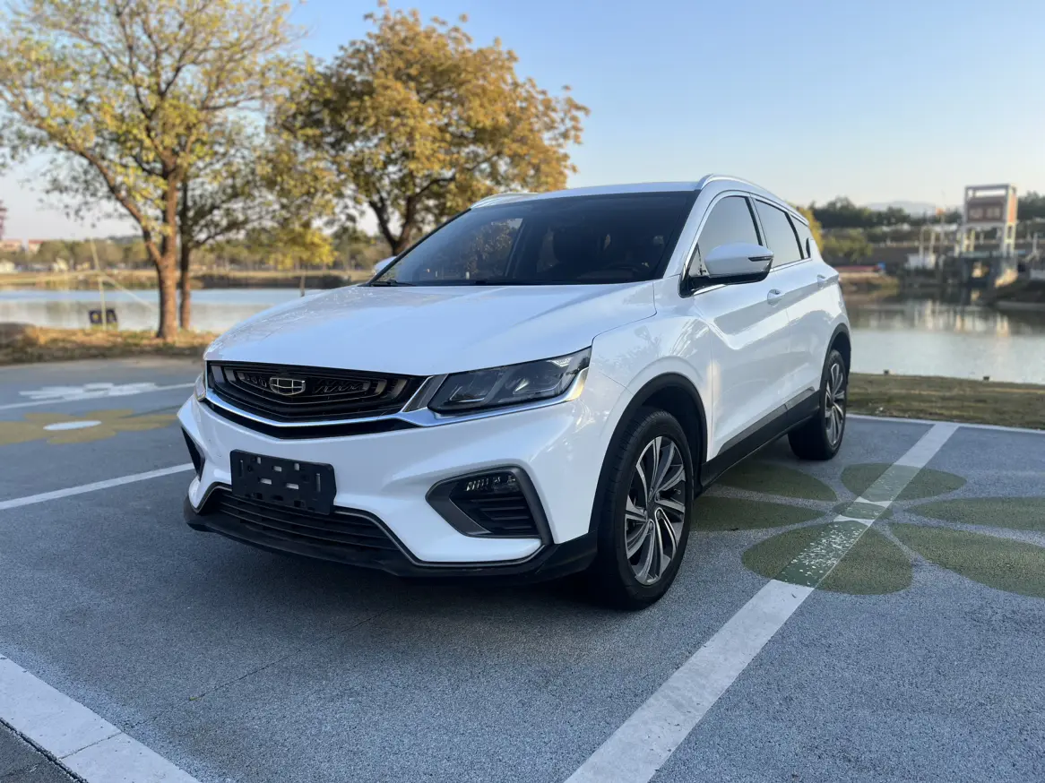 Geely Coolray SX11 (Binyue)  из Китая