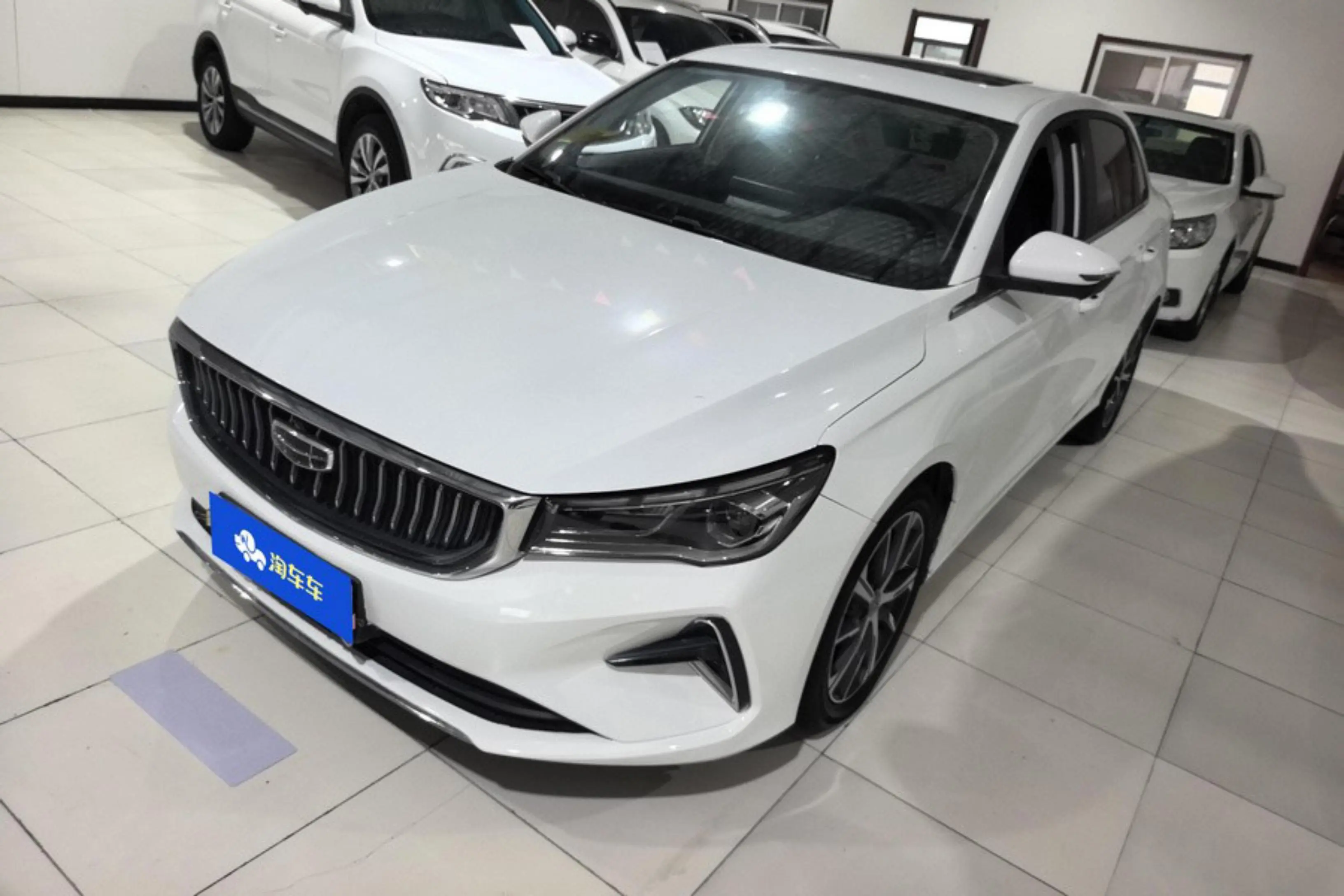 Geely Emgrand  из Китая