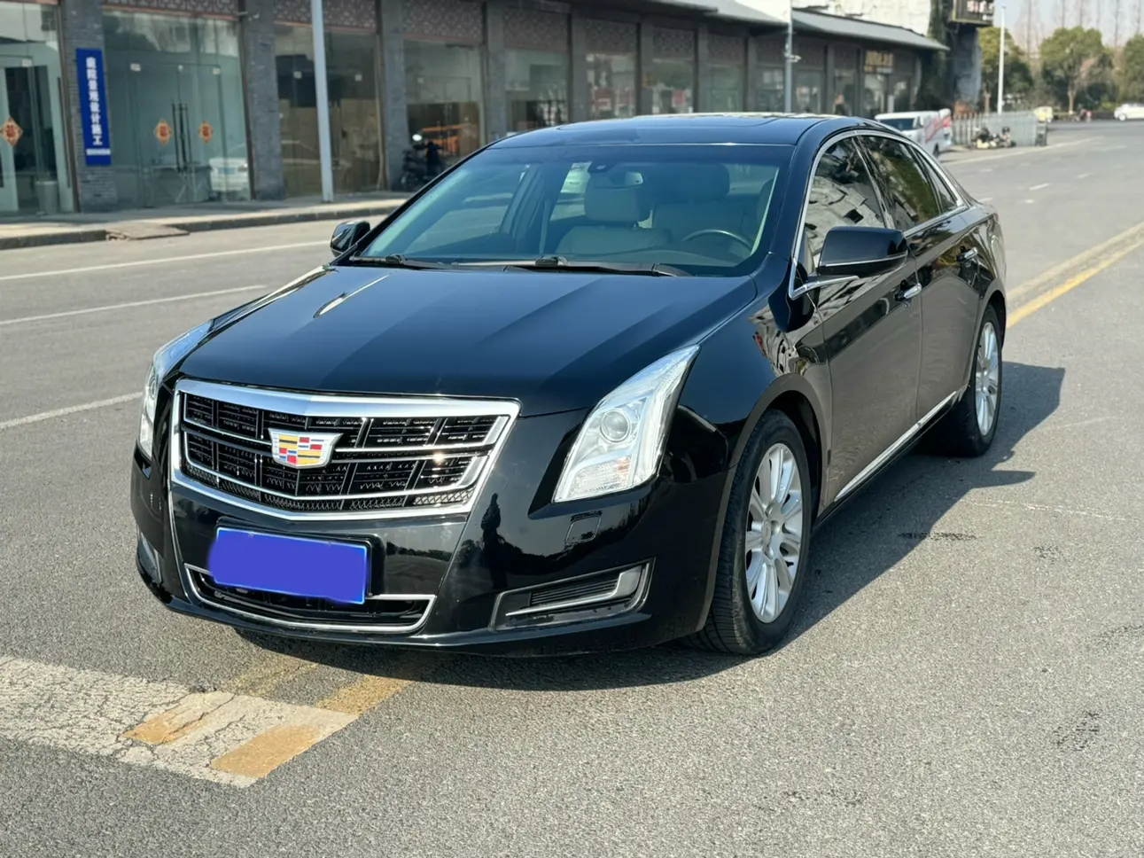 Cadillac XTS  из Китая