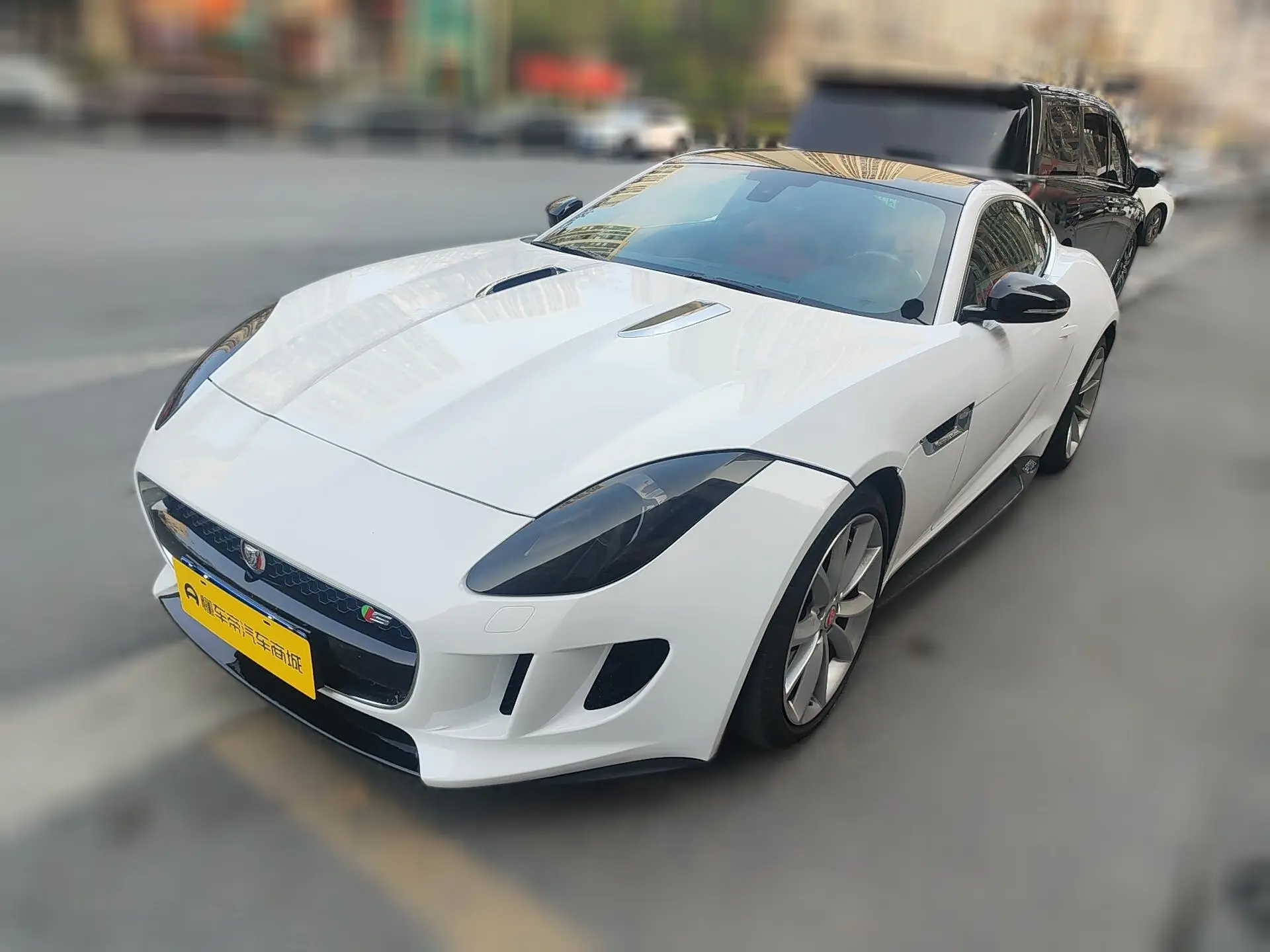 Jaguar F-TYPE  из Китая