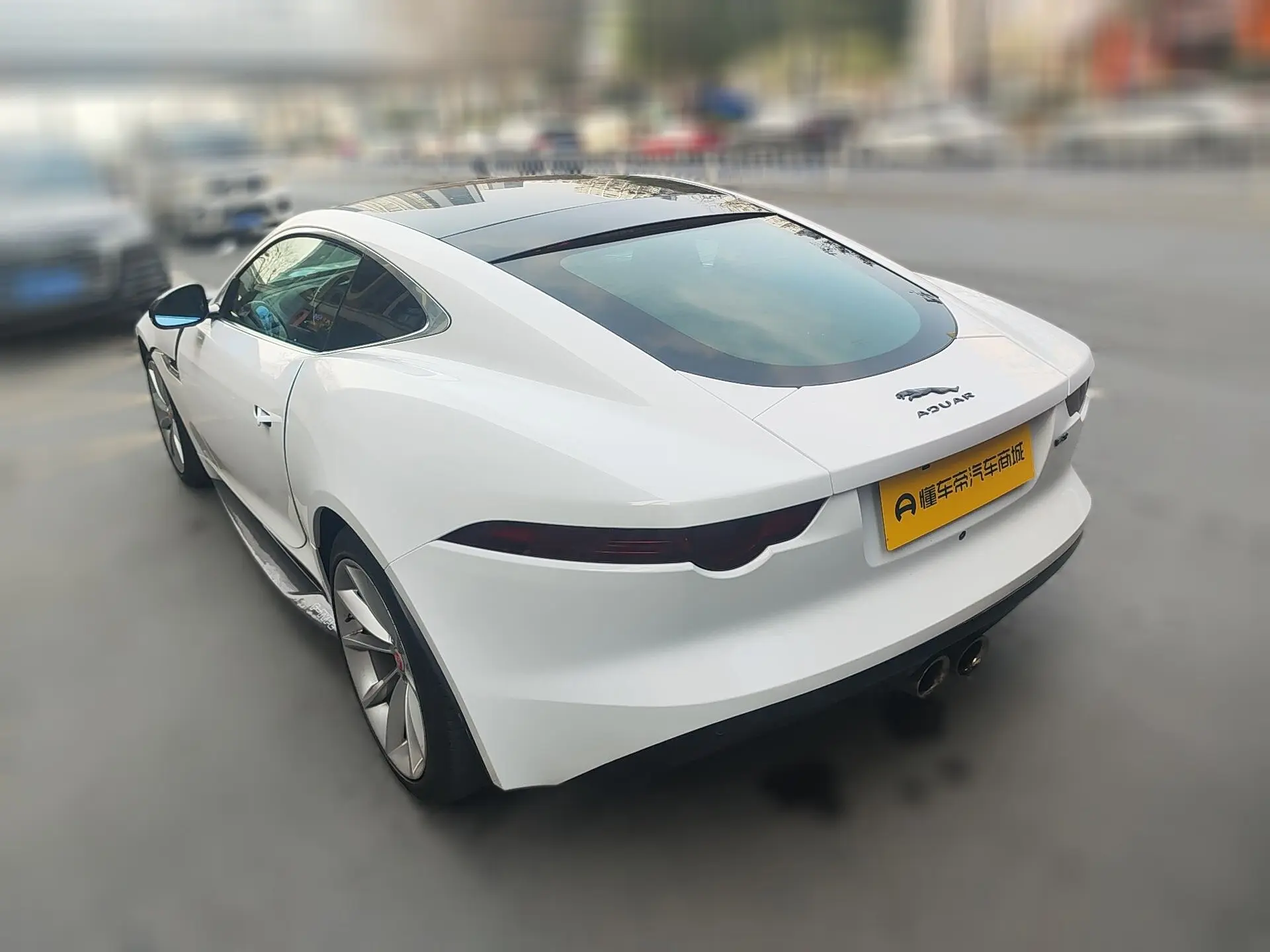 Jaguar F-TYPE  из Китая