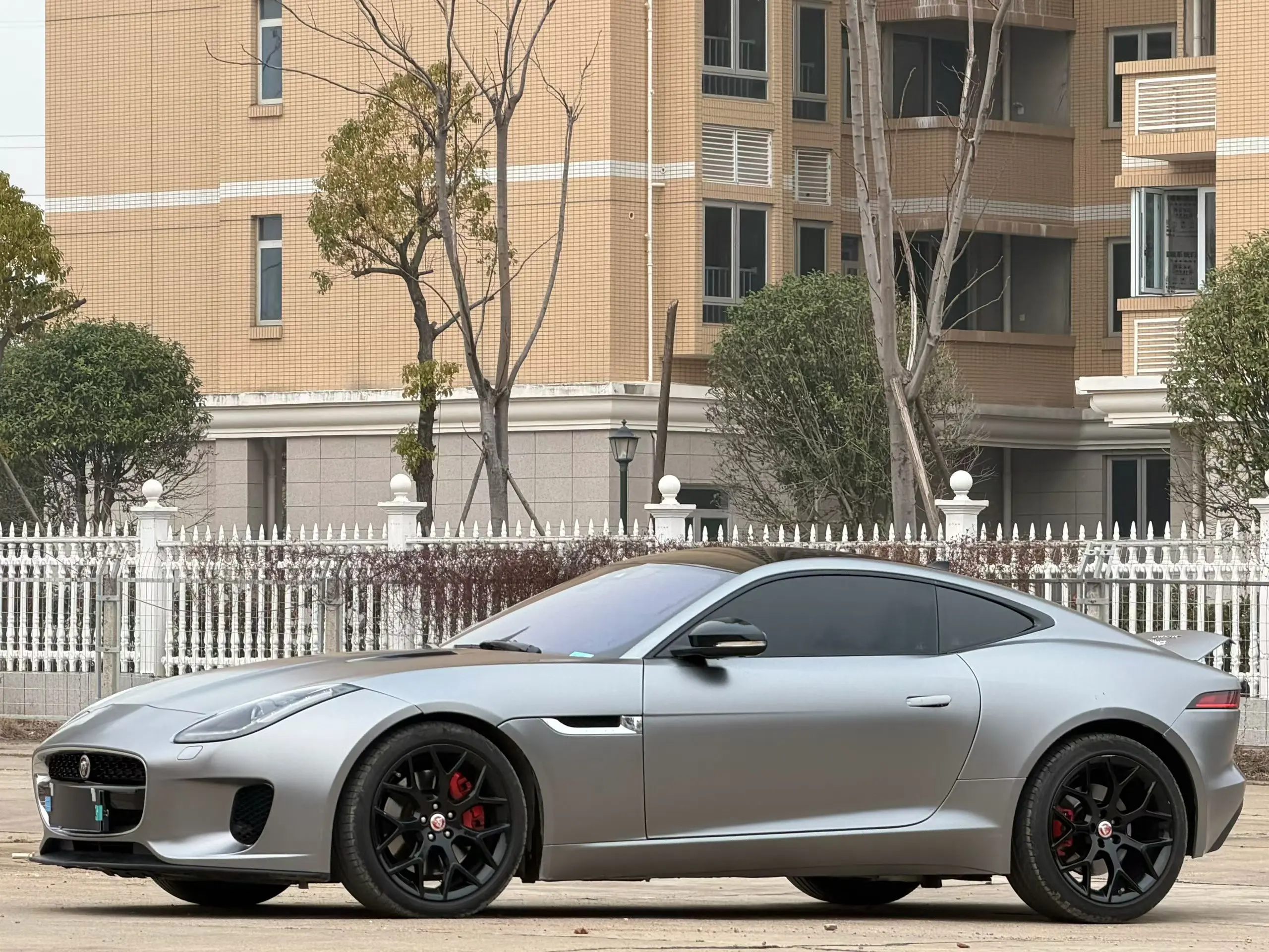 Jaguar F-TYPE  из Китая
