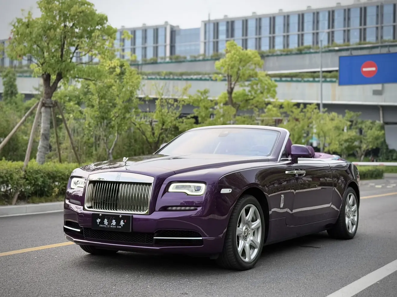 Rolls Royce Yao Ying  из Китая