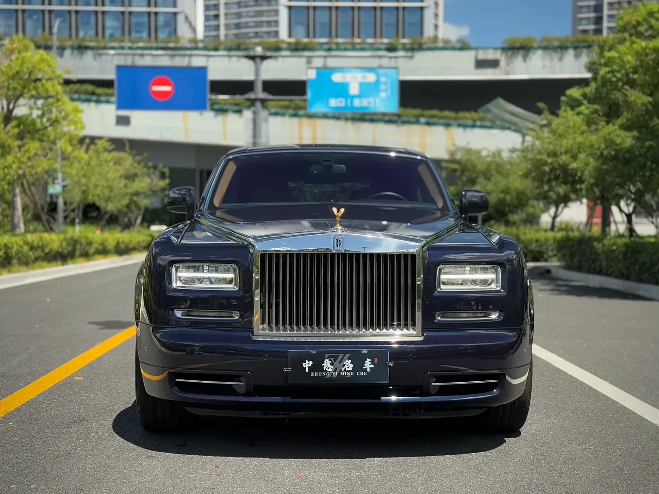 Rolls Royce Phantom  из Китая