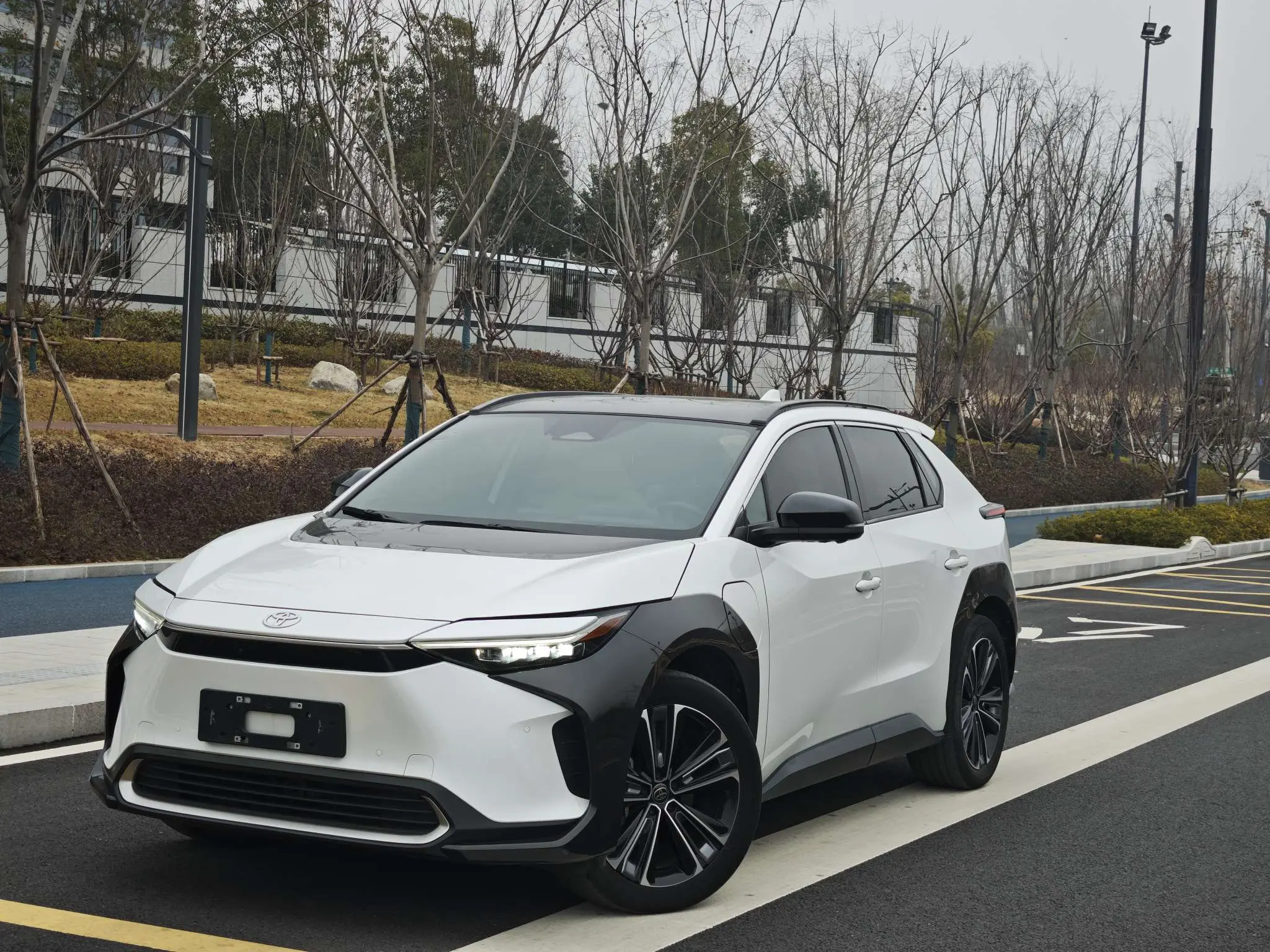 Toyota GAC  bZ4X  из Китая