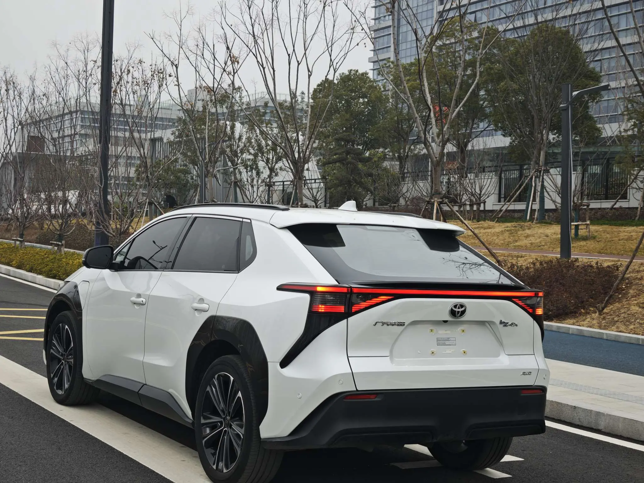 Toyota GAC  bZ4X  из Китая