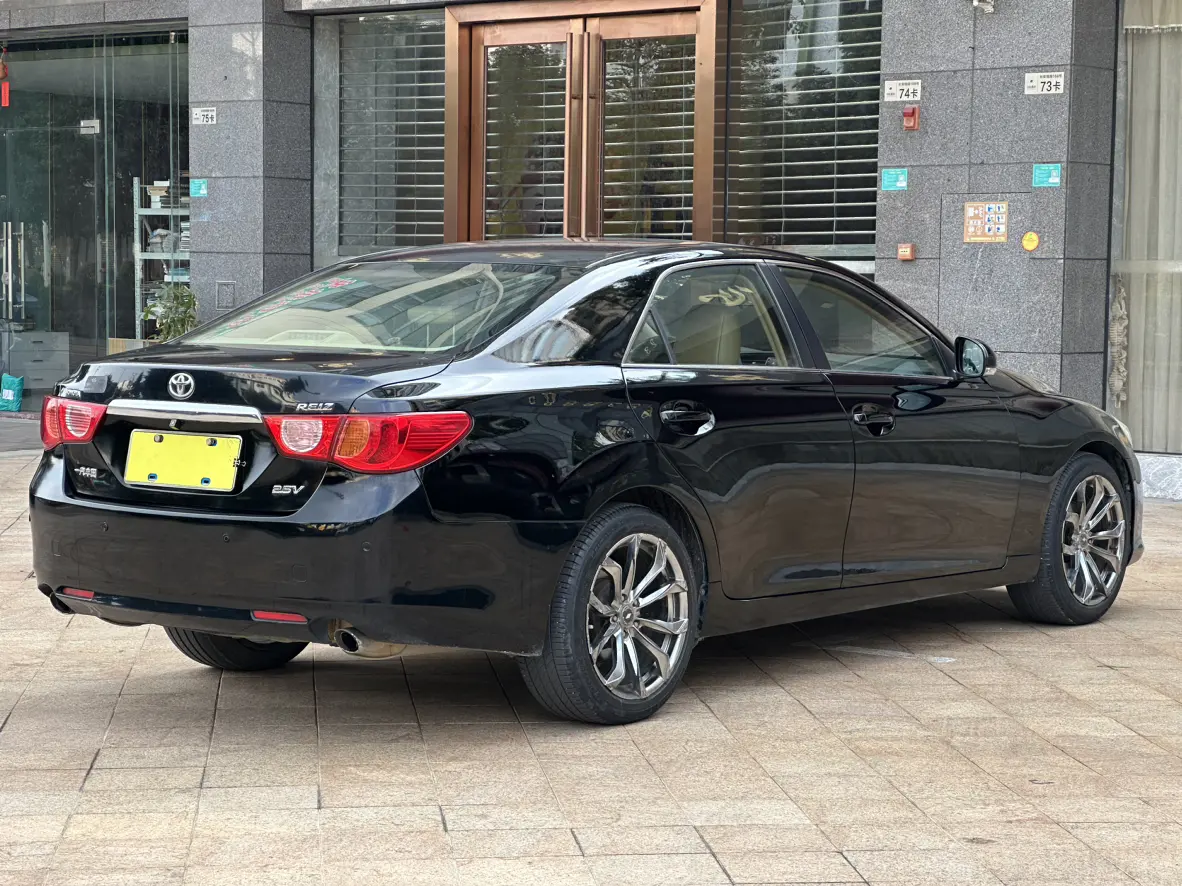 Toyota Ruizhi  из Китая