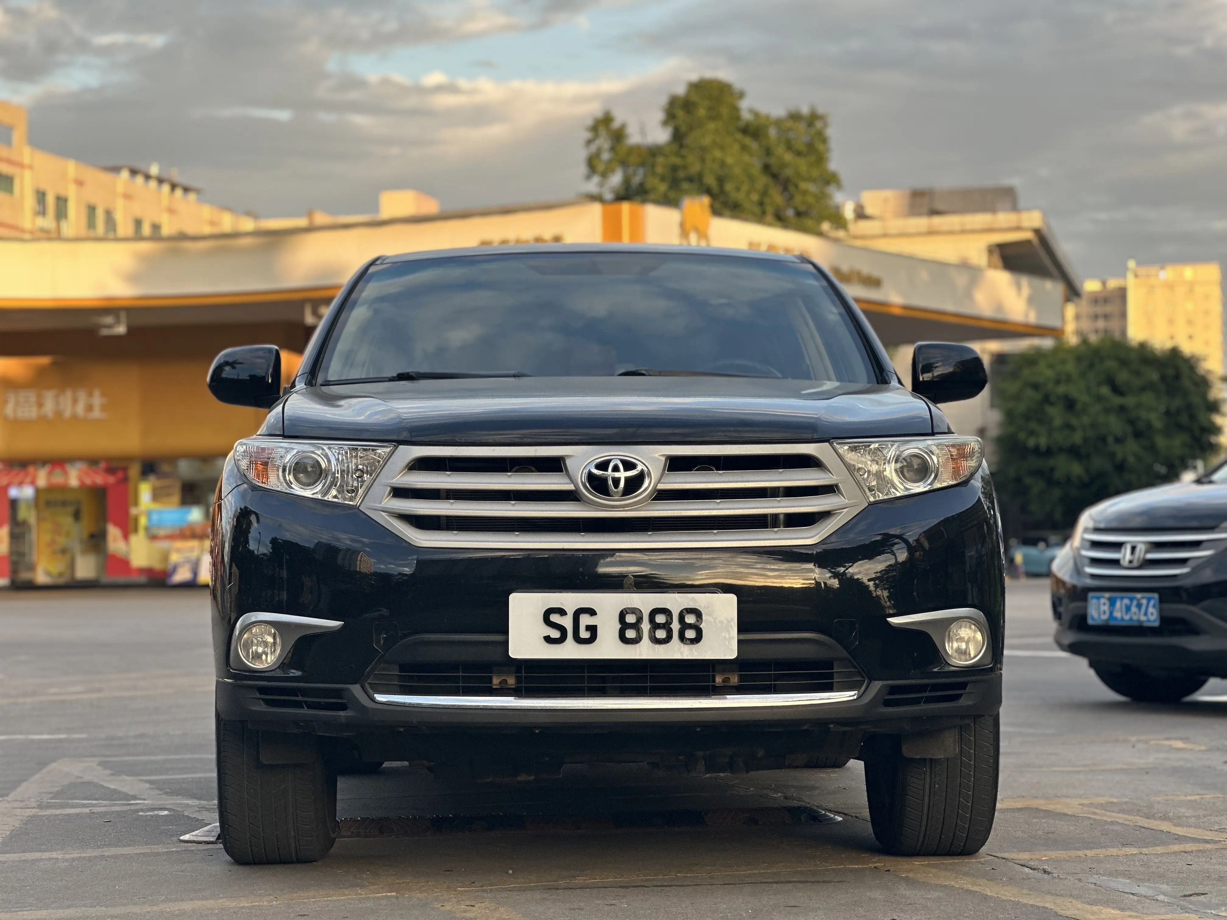 Toyota Highlander  из Китая