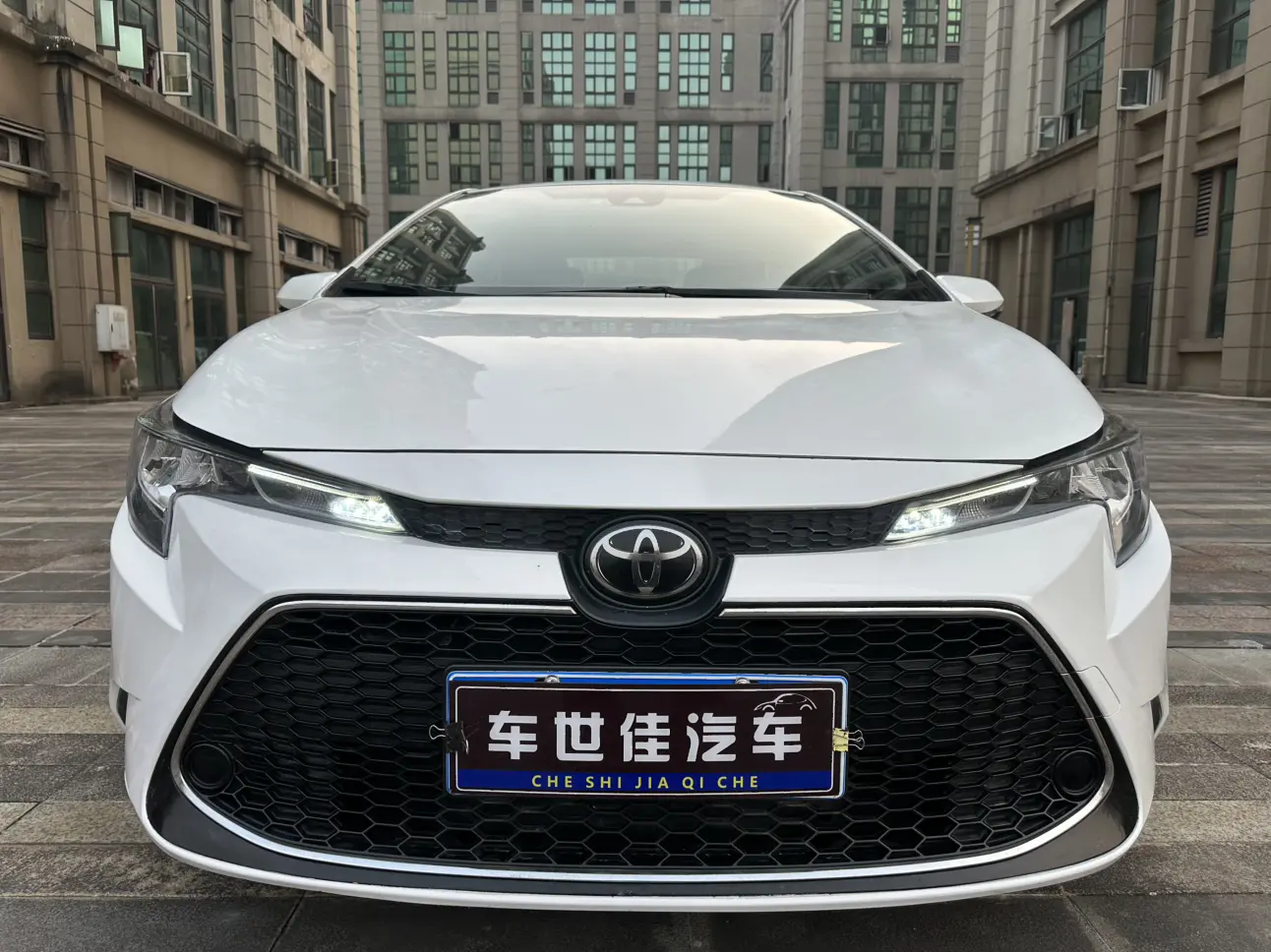 Toyota Levin (Lei Ling)  из Китая