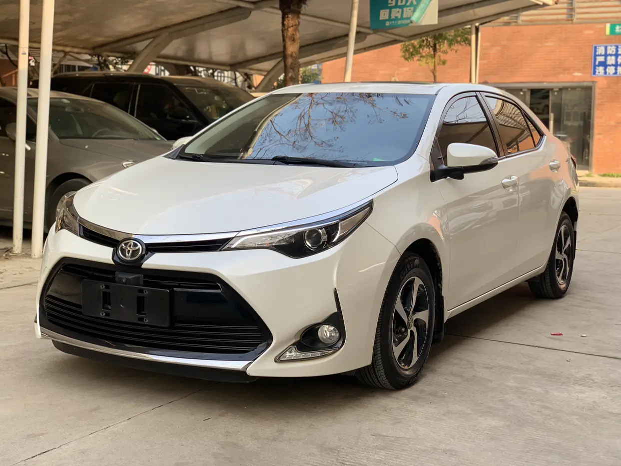 Toyota Levin (Lei Ling)  из Китая