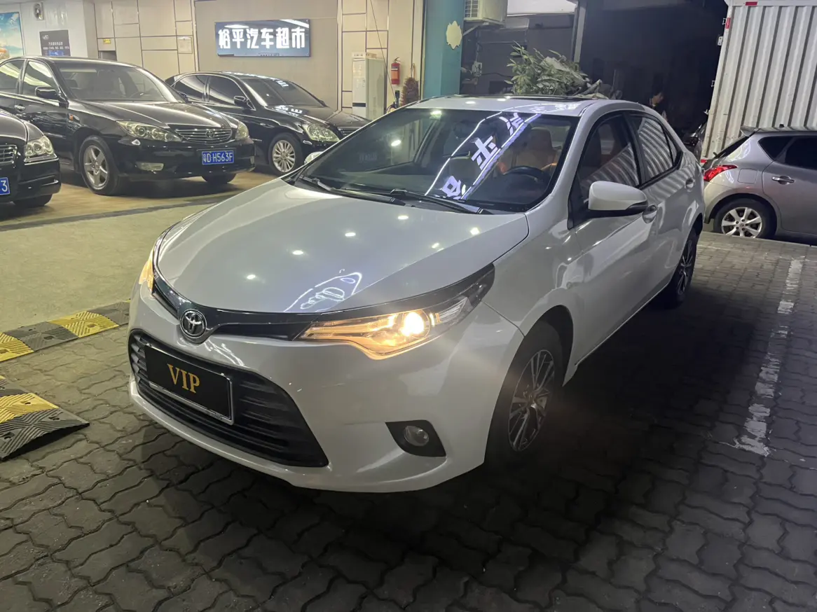 Toyota Levin (Lei Ling)  из Китая