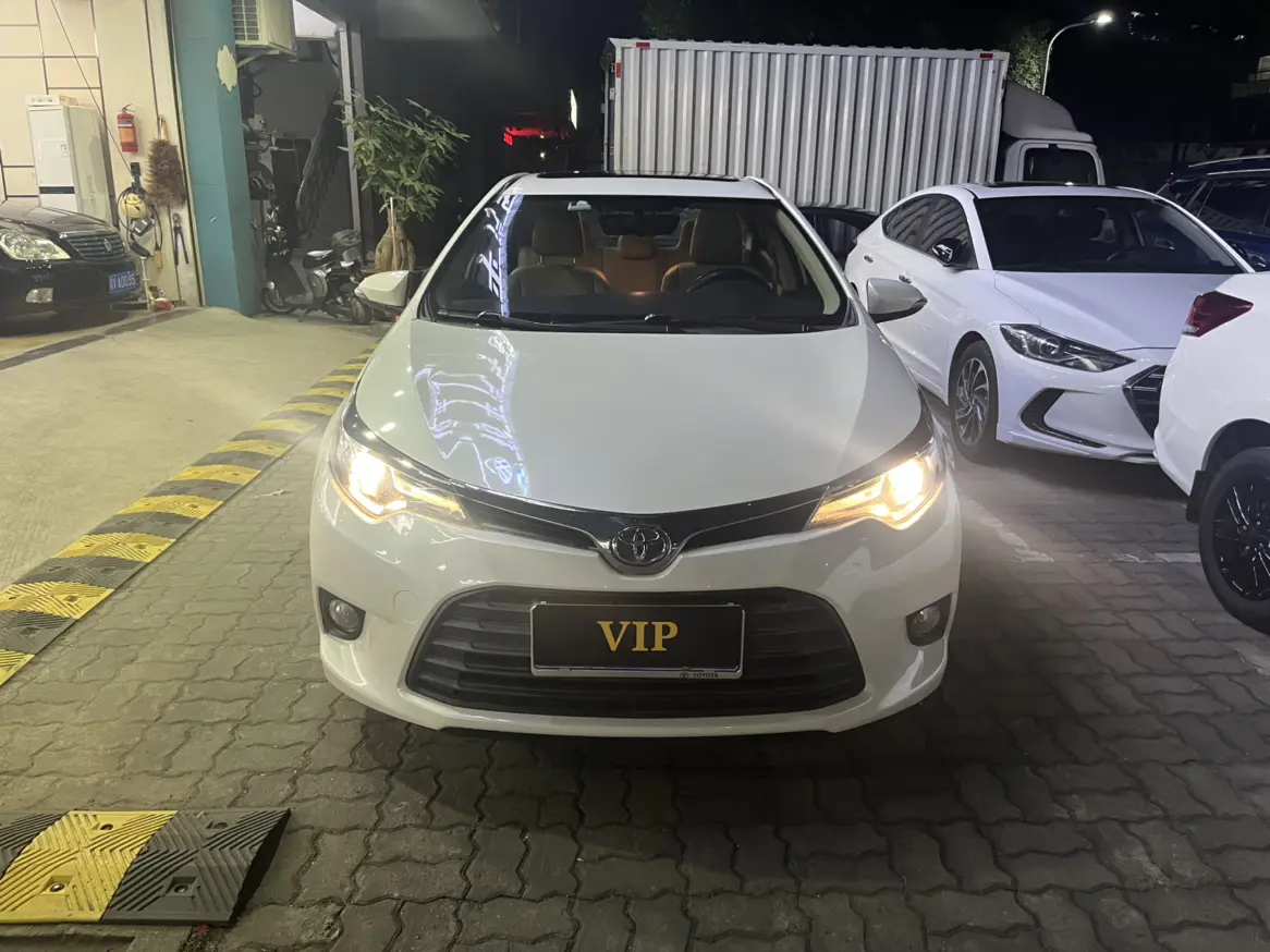 Toyota Levin (Lei Ling)  из Китая