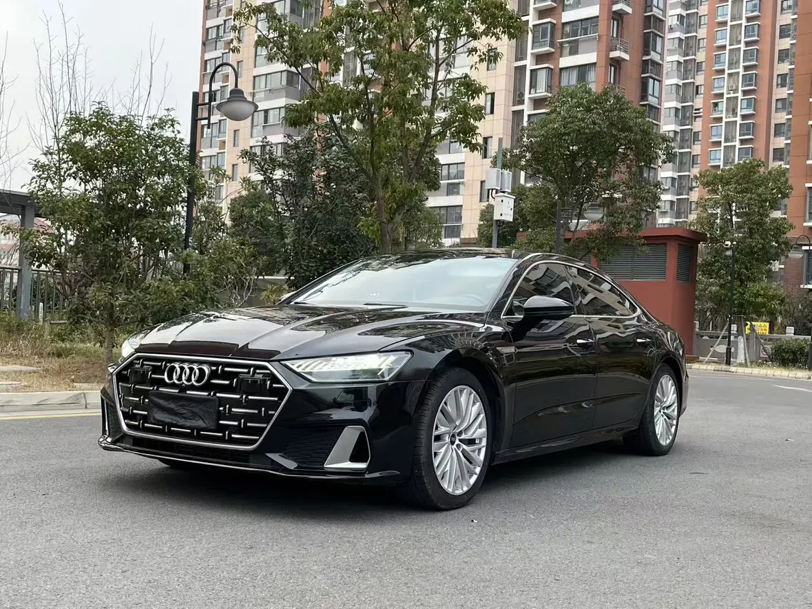 Audi A7L  из Китая