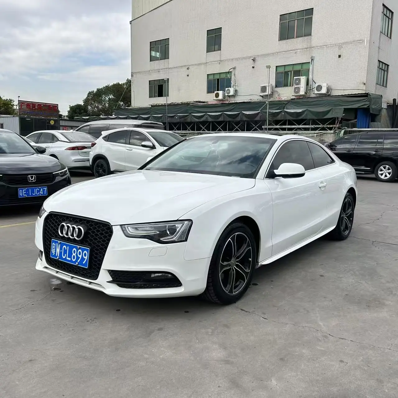 Audi A5  из Китая