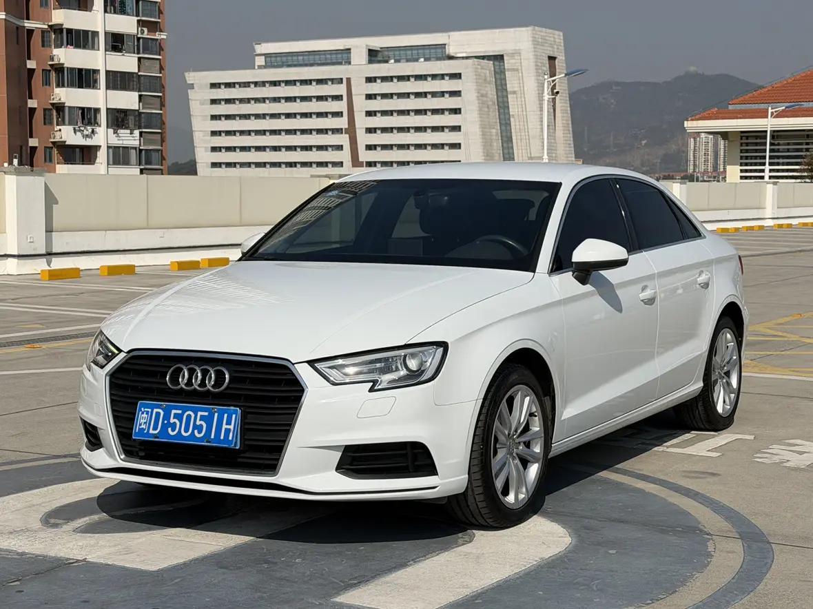 Audi A3  из Китая