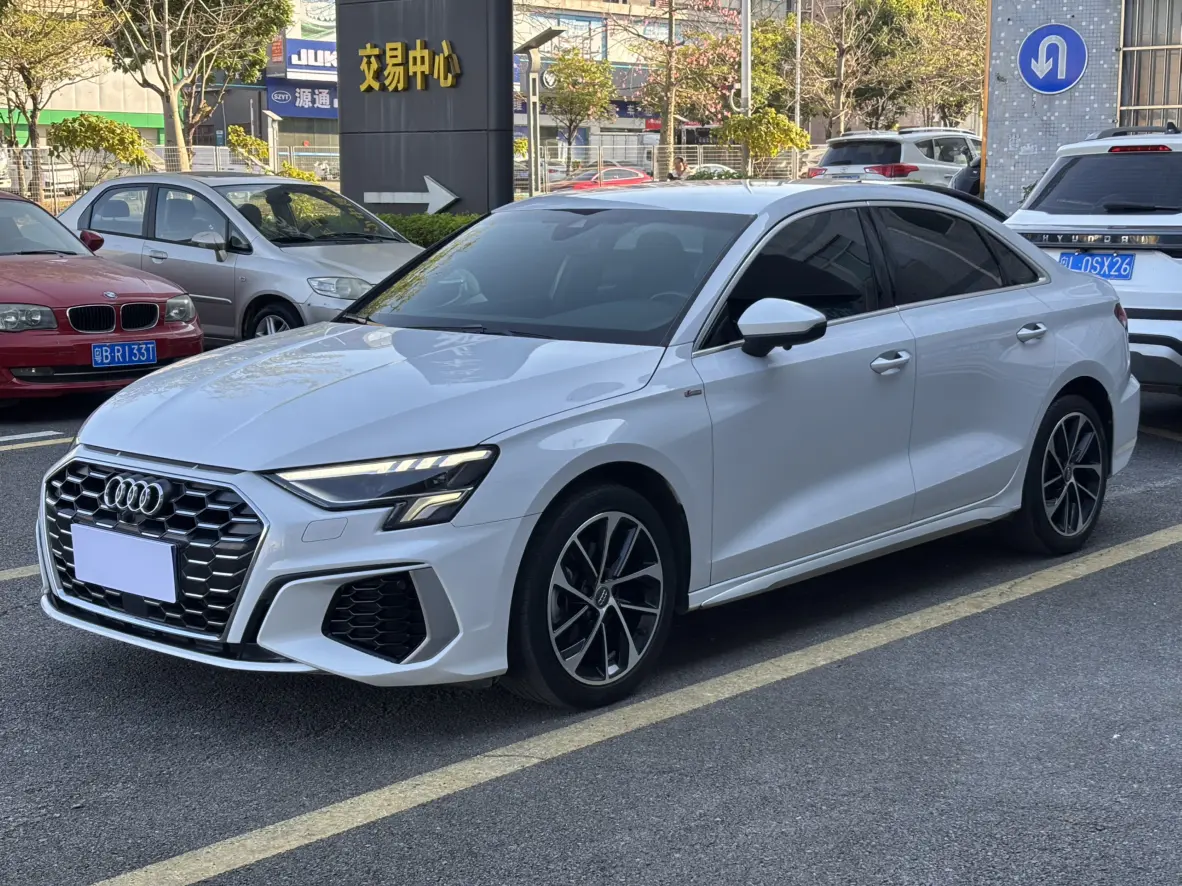 Audi A3  из Китая