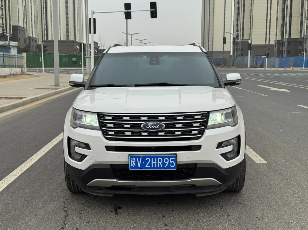 Ford Explorer  из Китая