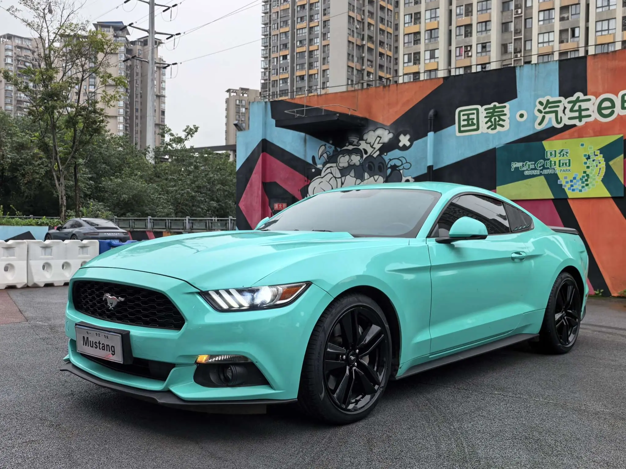 Ford Mustang  из Китая