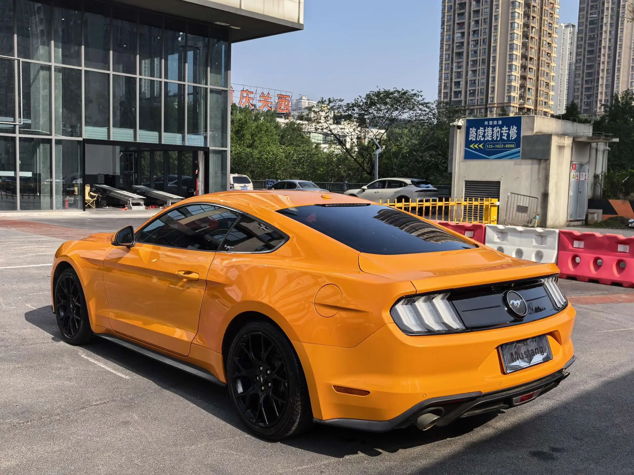 Ford Mustang  из Китая