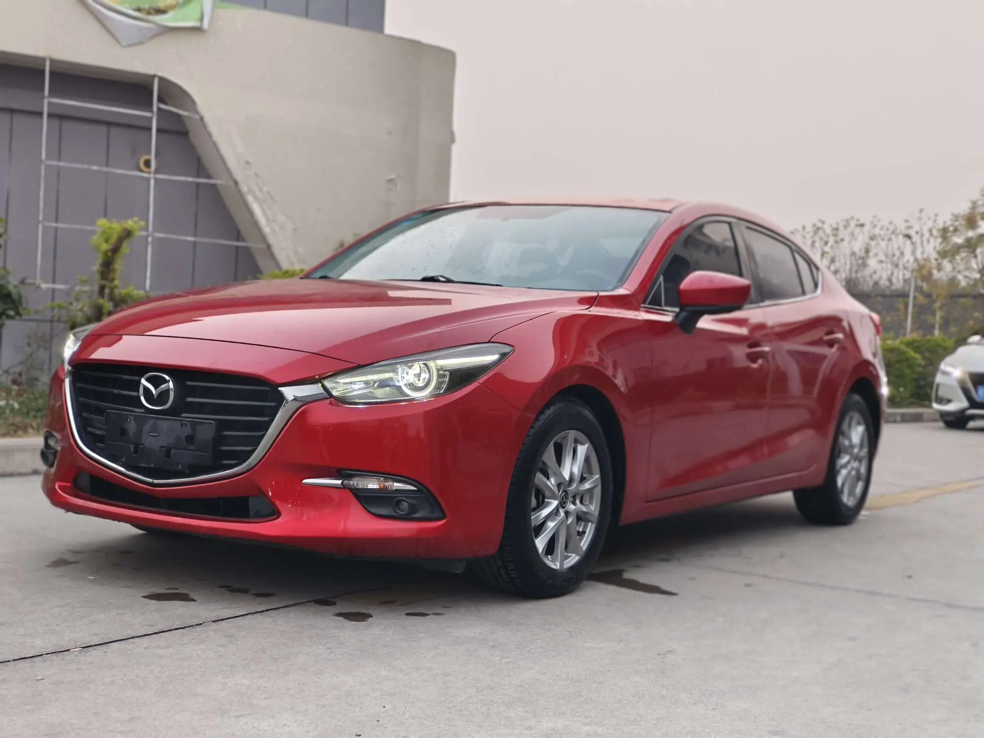 Mazda Axela (Mazda3)  из Китая