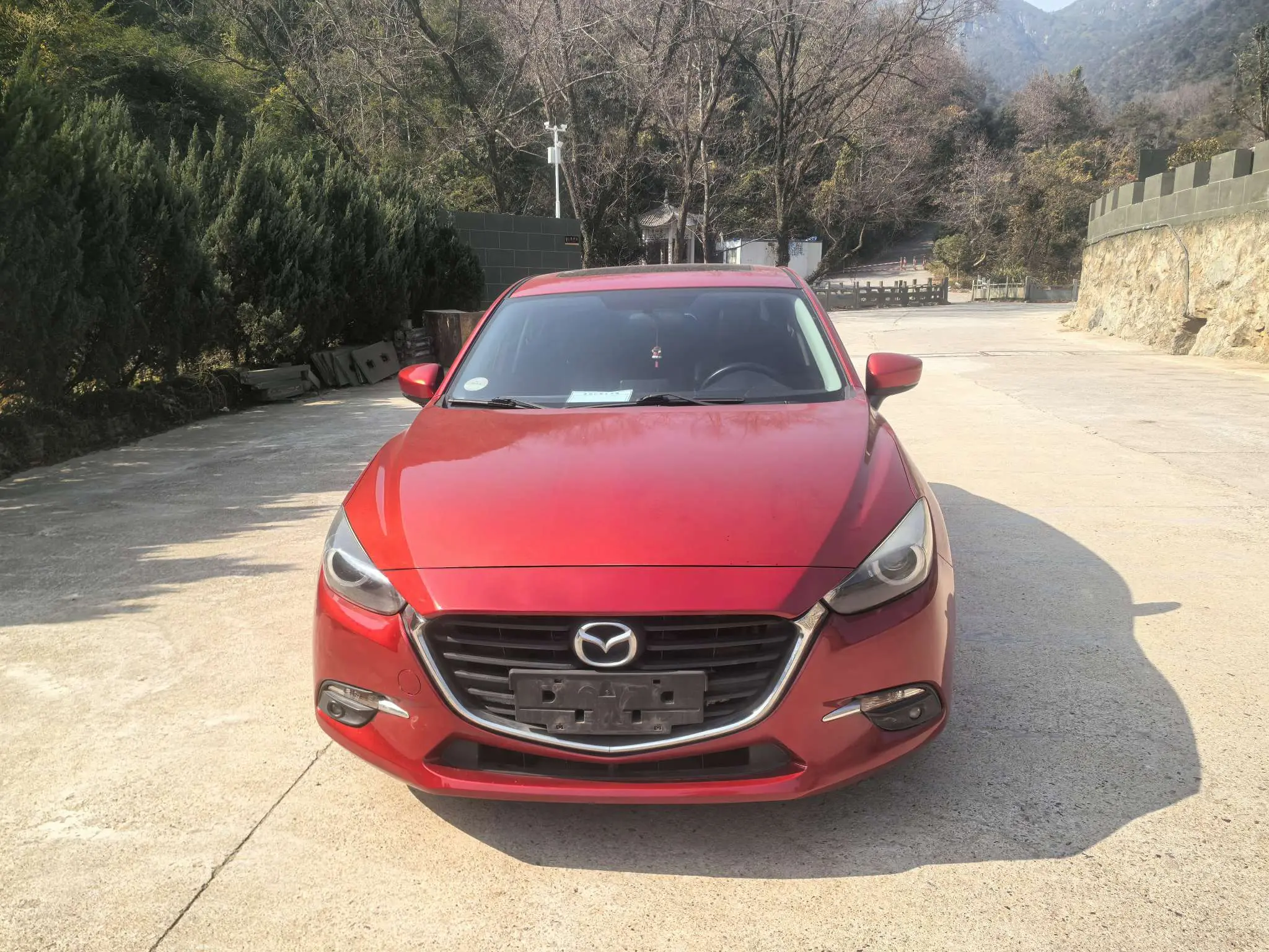 Mazda Axela (Mazda3)  из Китая