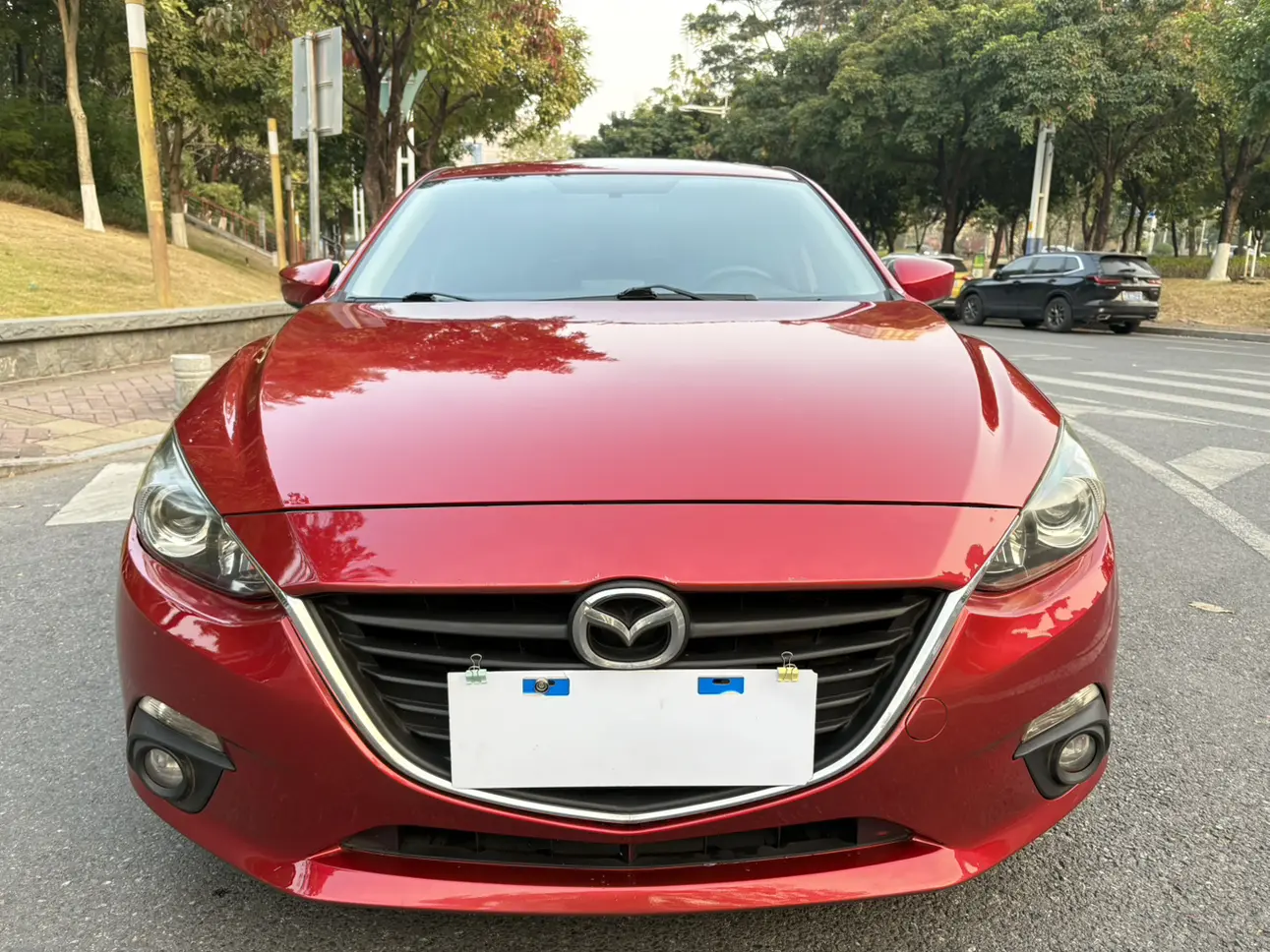 Mazda Axela (Mazda3)  из Китая