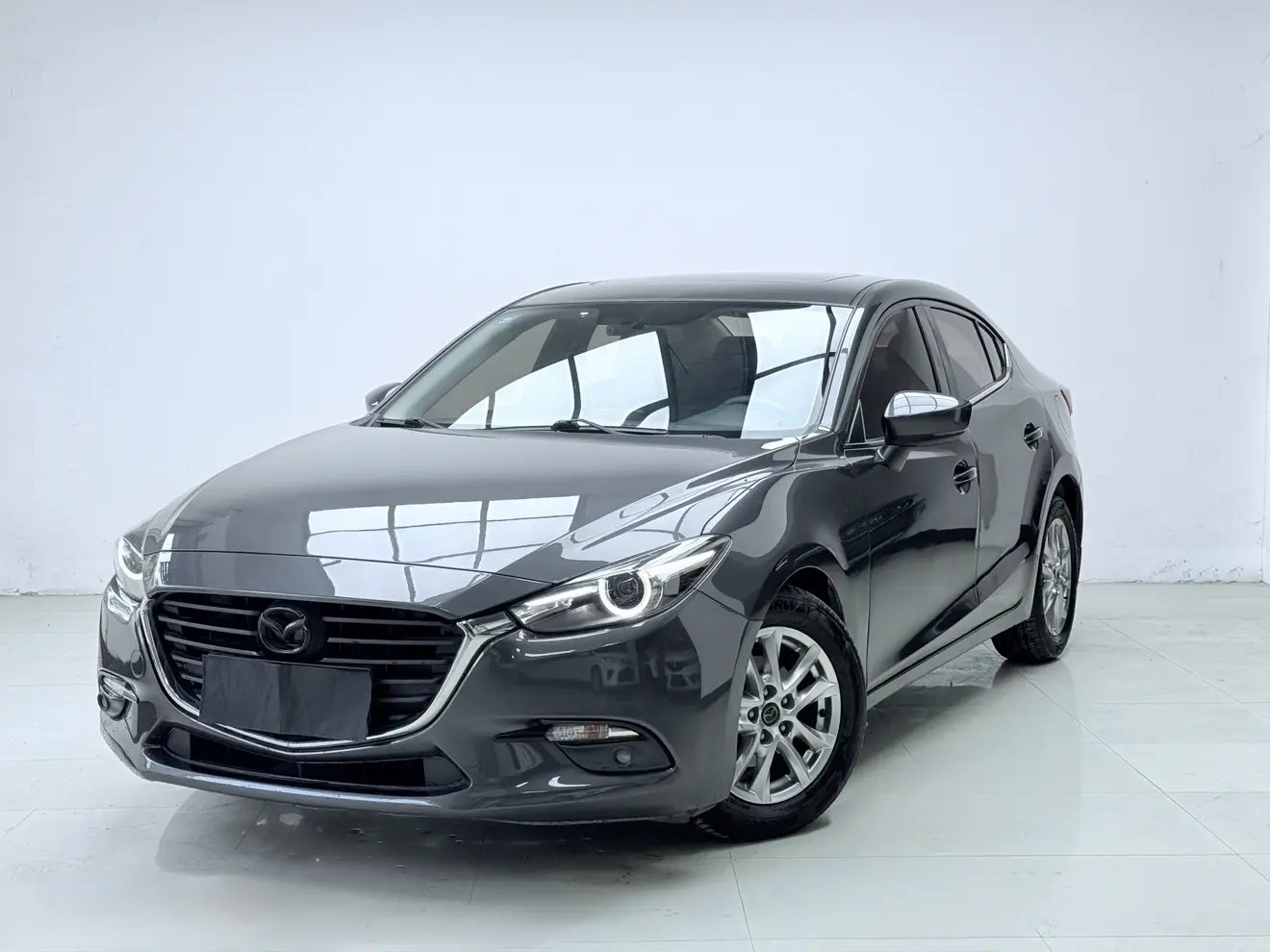 Mazda Axela (Mazda3)  из Китая