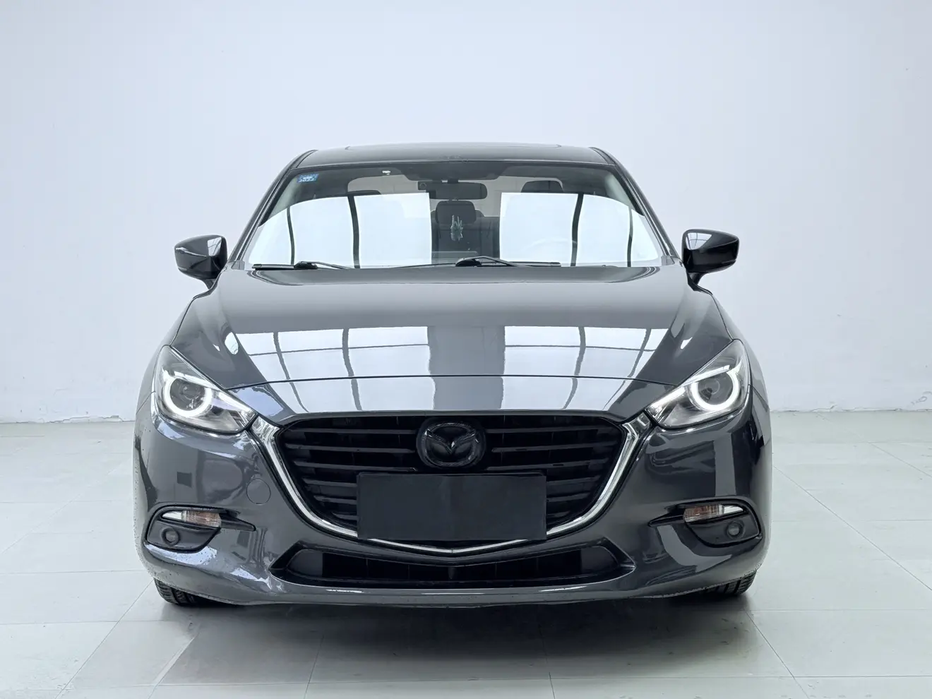 Mazda Axela (Mazda3)  из Китая
