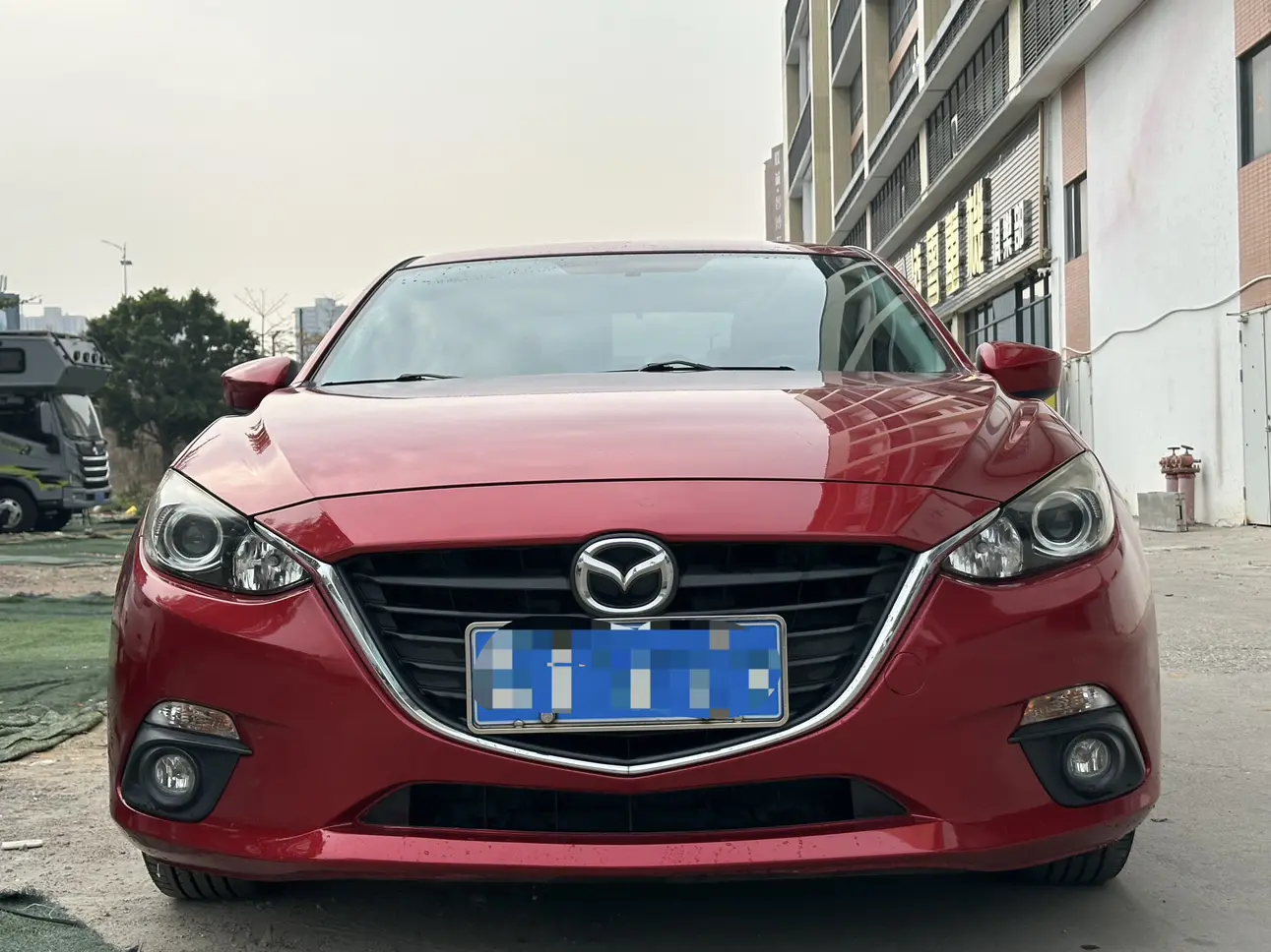Mazda Axela (Mazda3)  из Китая