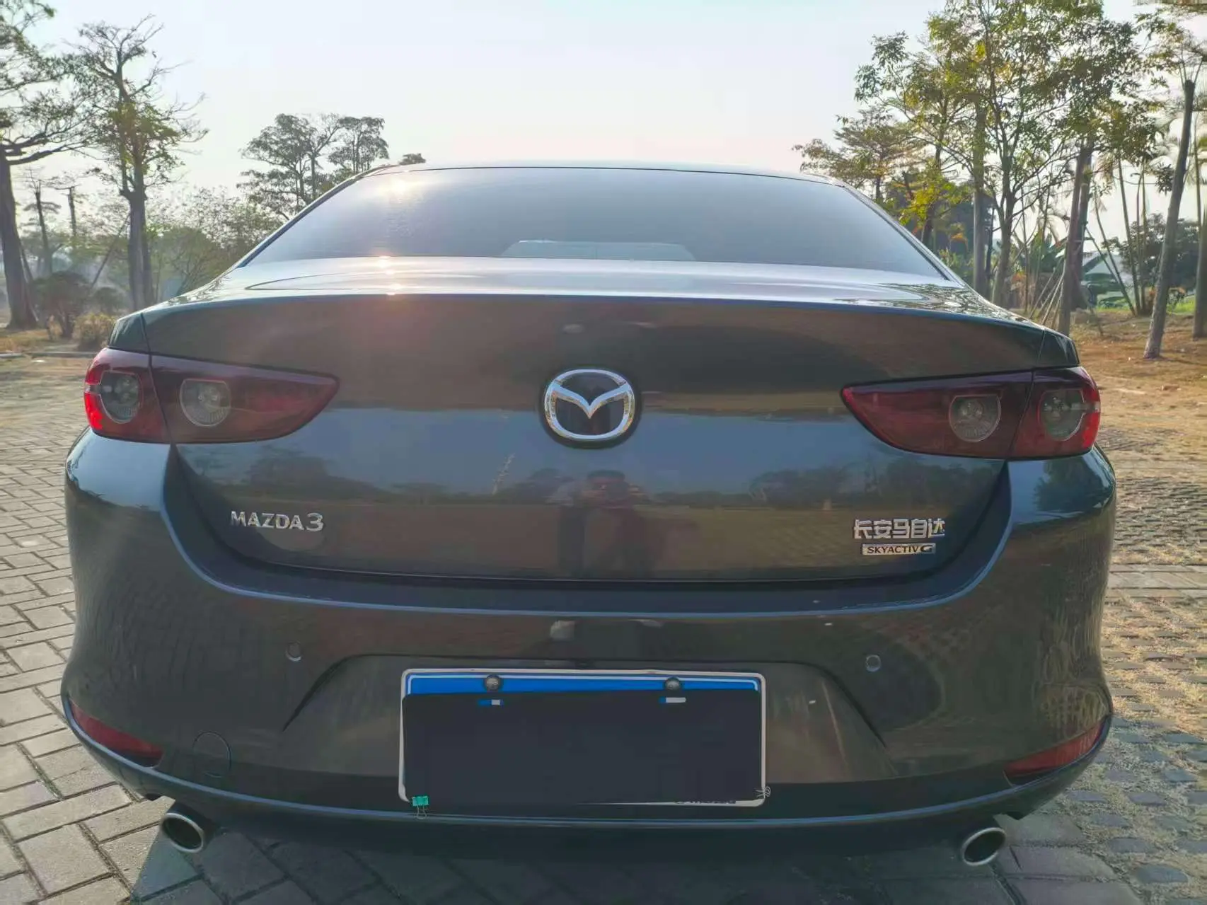 Mazda Axela (Mazda3)  из Китая