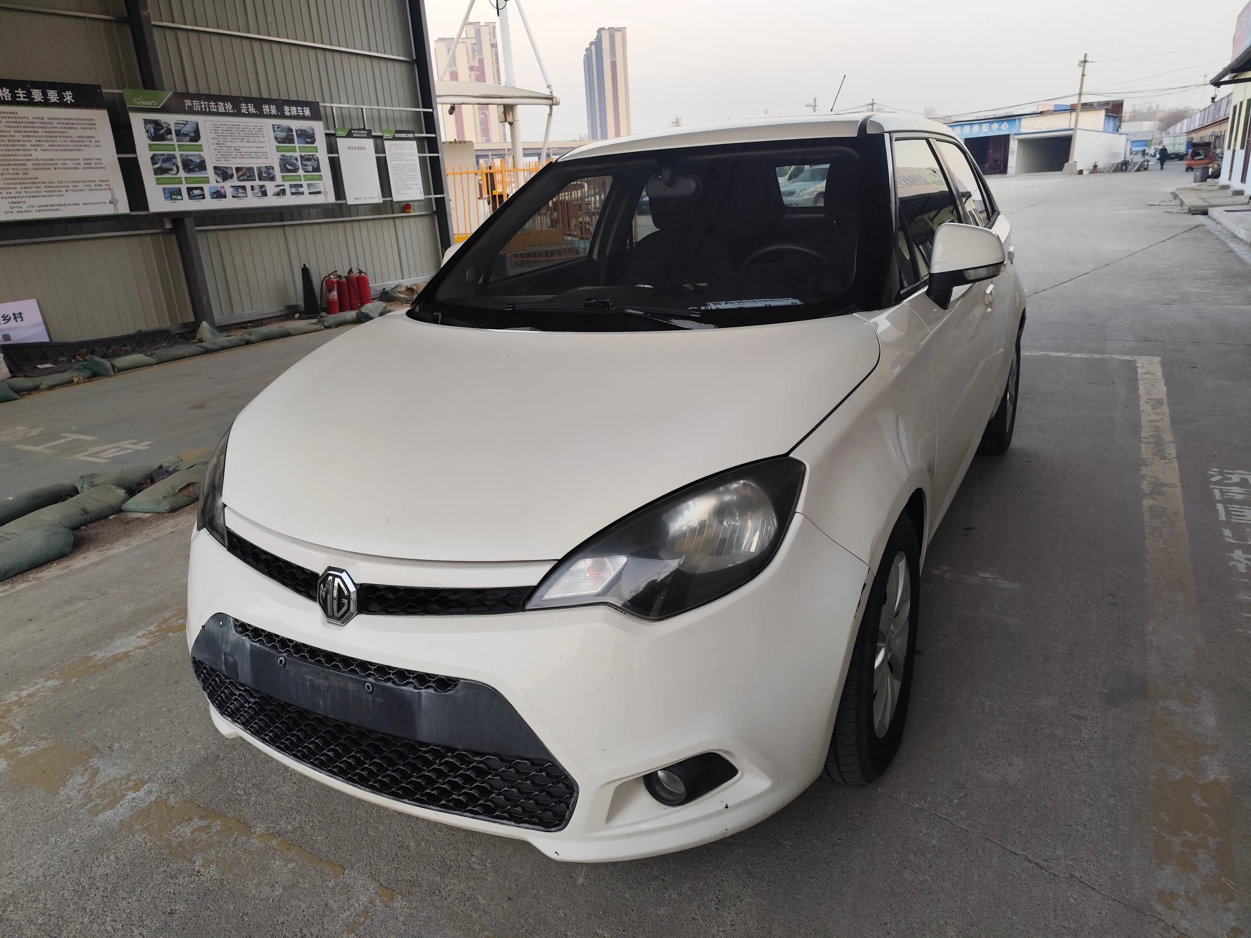 MG 3  из Китая