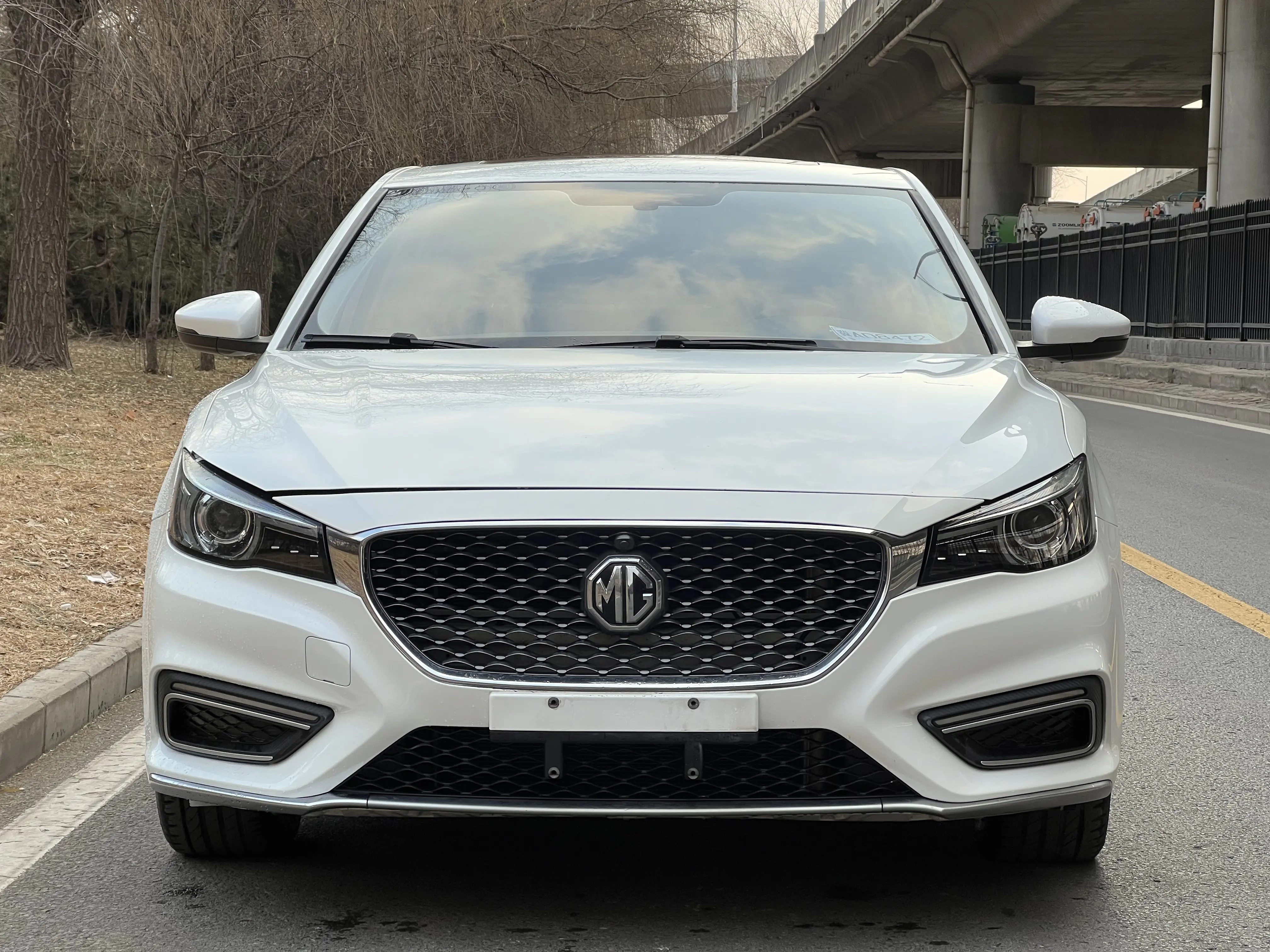 MG 6  из Китая