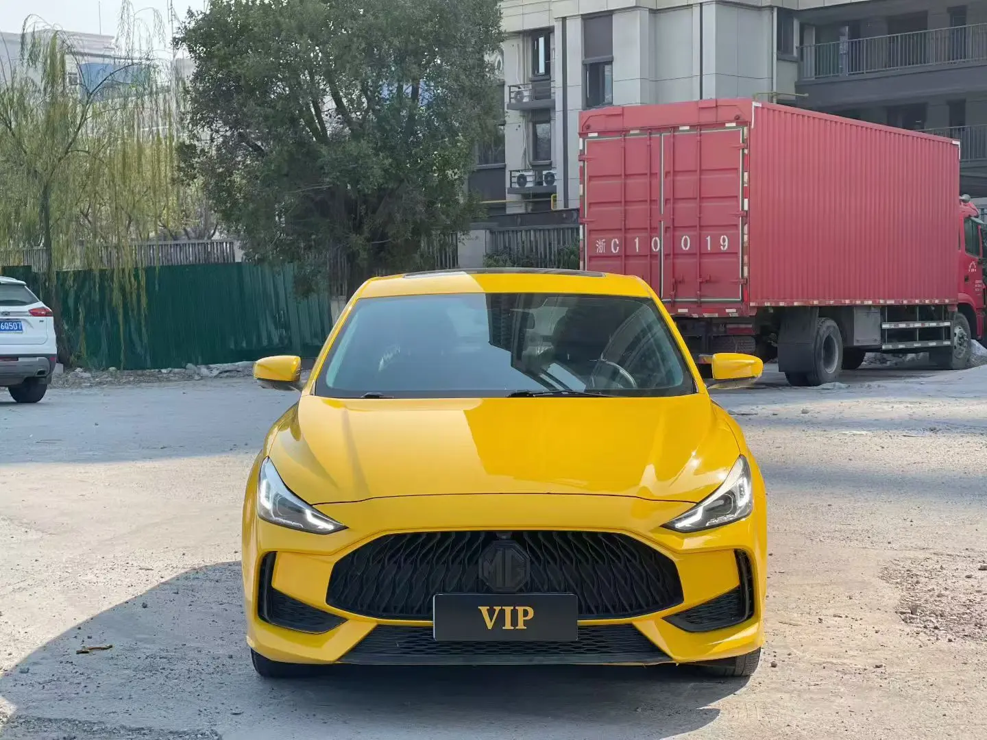 MG 5  из Китая