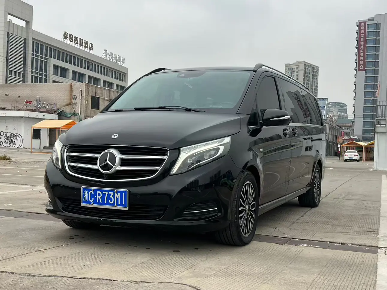 Mercedes-Benz Mercedes Benz V Class  из Китая