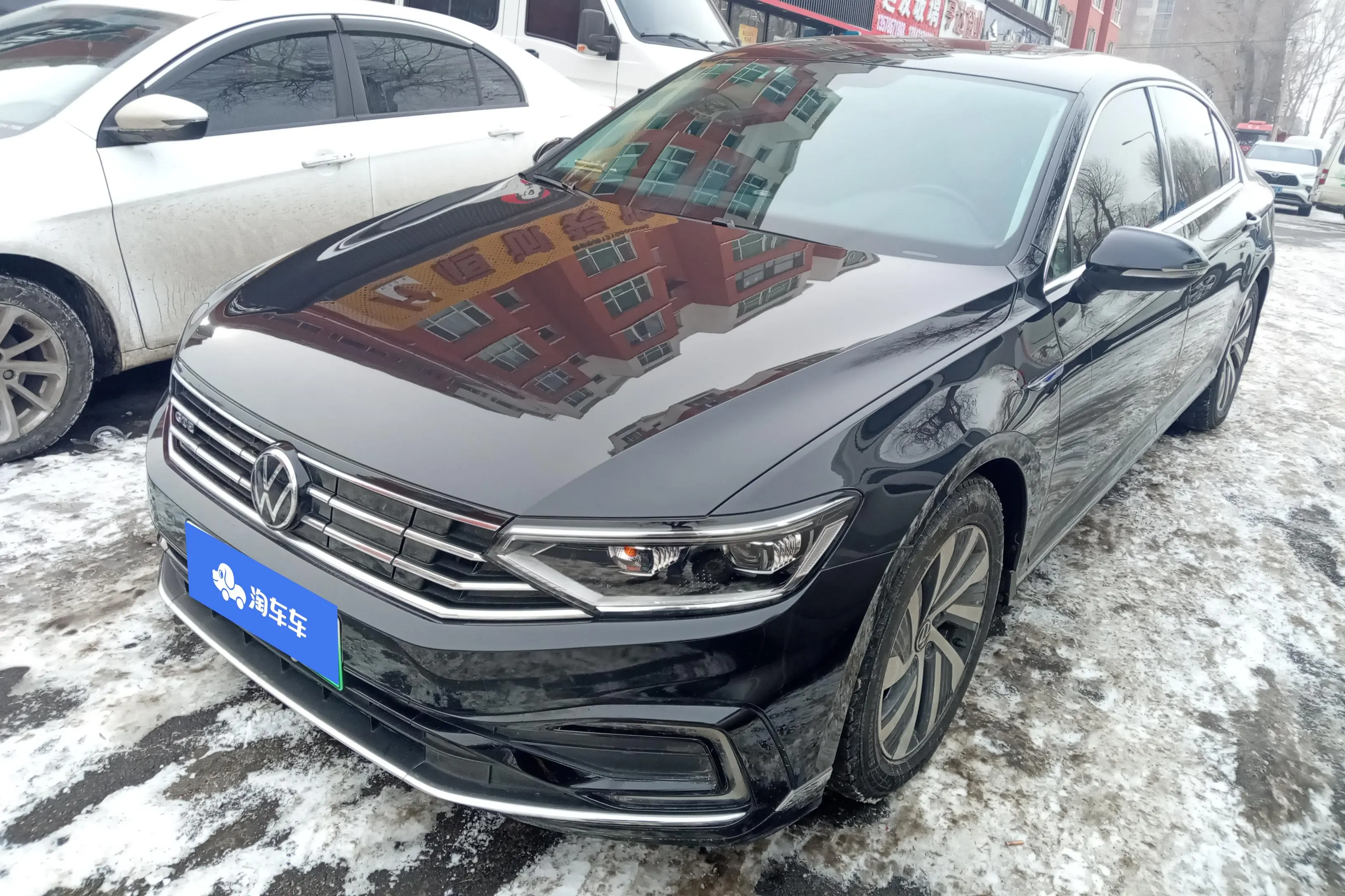 Volkswagen Magotan PHEV  из Китая