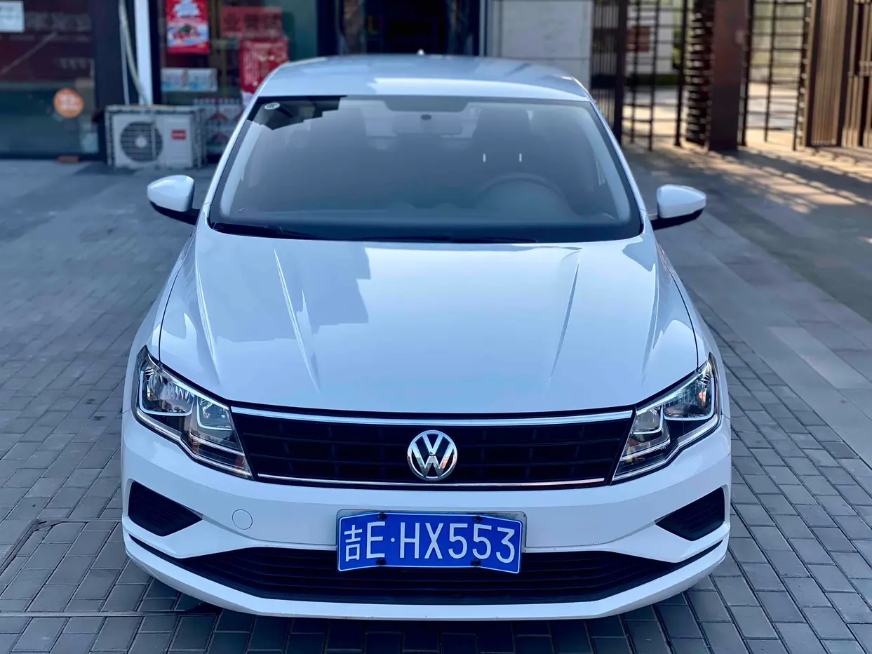 Volkswagen Jetta  из Китая